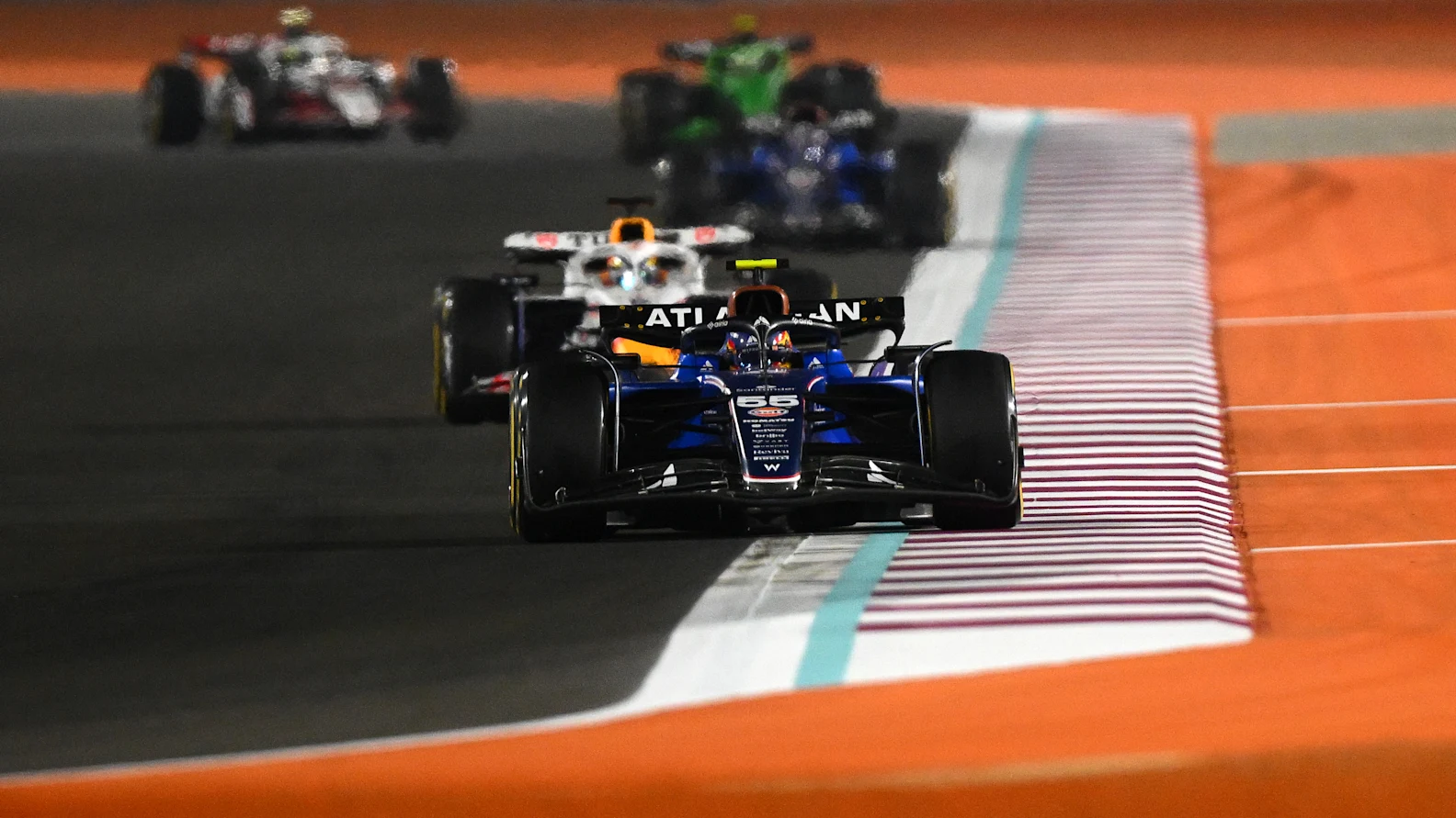 LUSAIL CITY, QATAR - NOVEMBER 29: Carlos Sainz of Spain driving the (55) Williams FW47 Mercedes