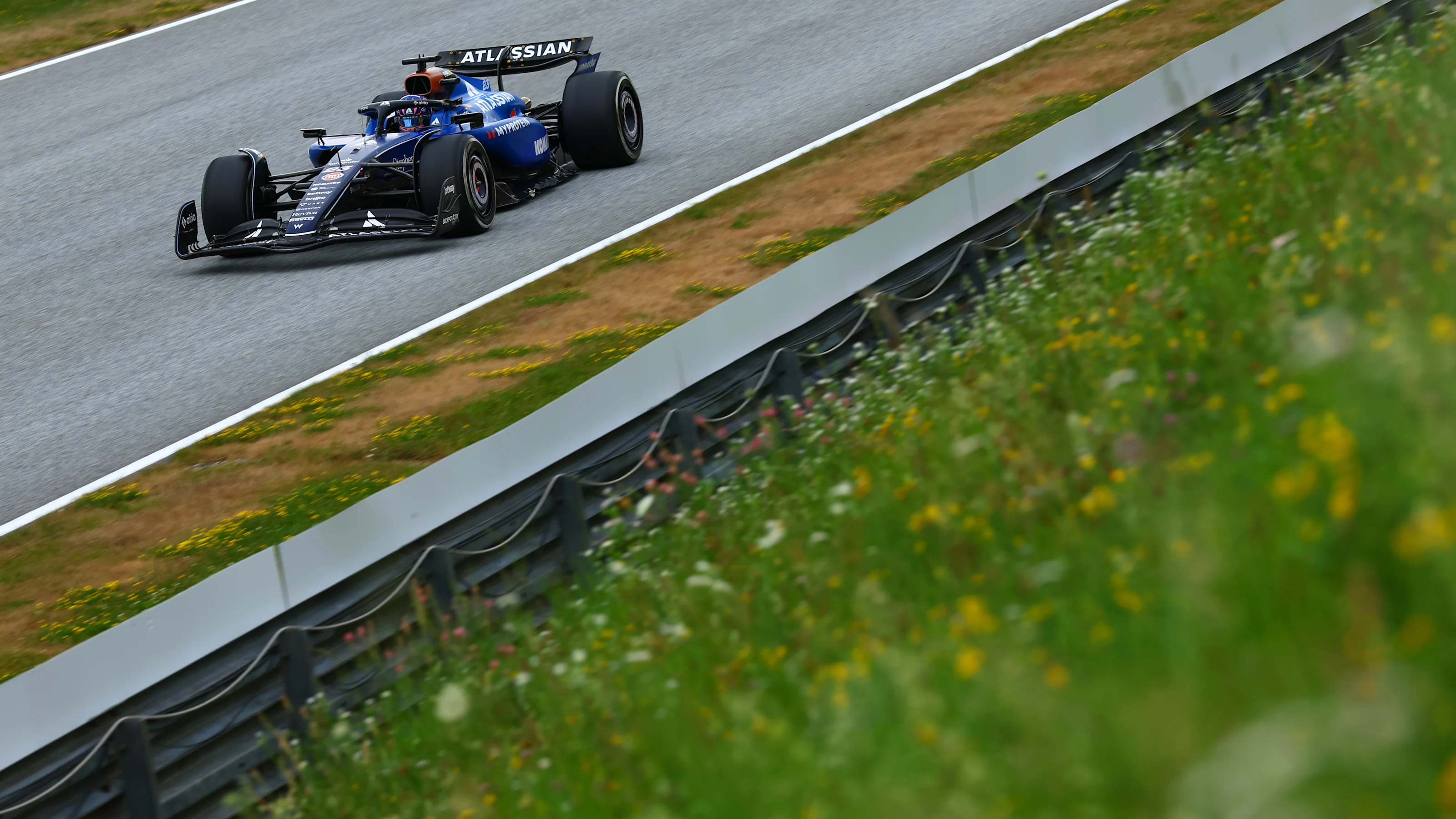 SPIELBERG, AUSTRIA - JUNE 27: Alexander Albon of Thailand driving the (23) Williams FW47 Mercedes