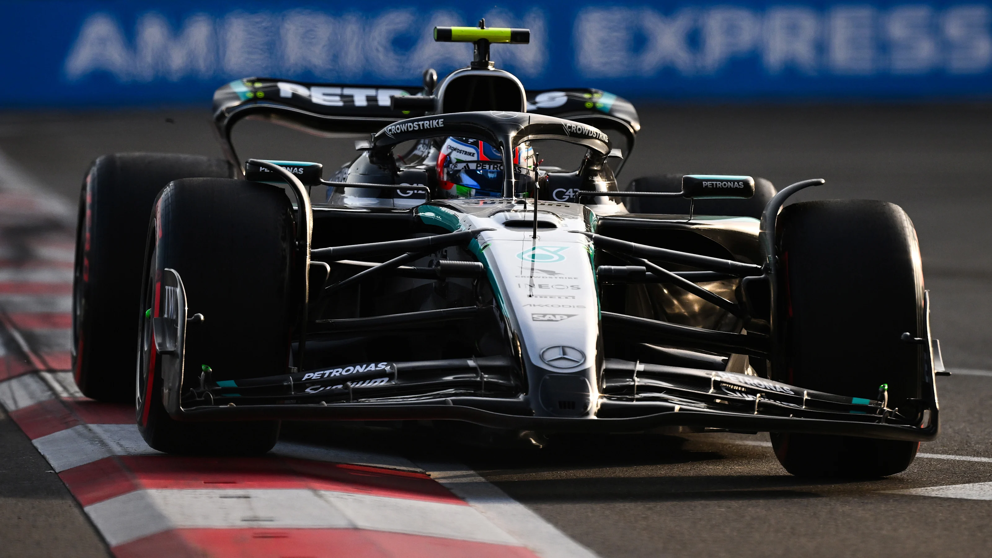 BAKU, AZERBAIJAN - SEPTEMBER 19:  Andrea Kimi Antonelli of Italy driving the (12) Mercedes AMG