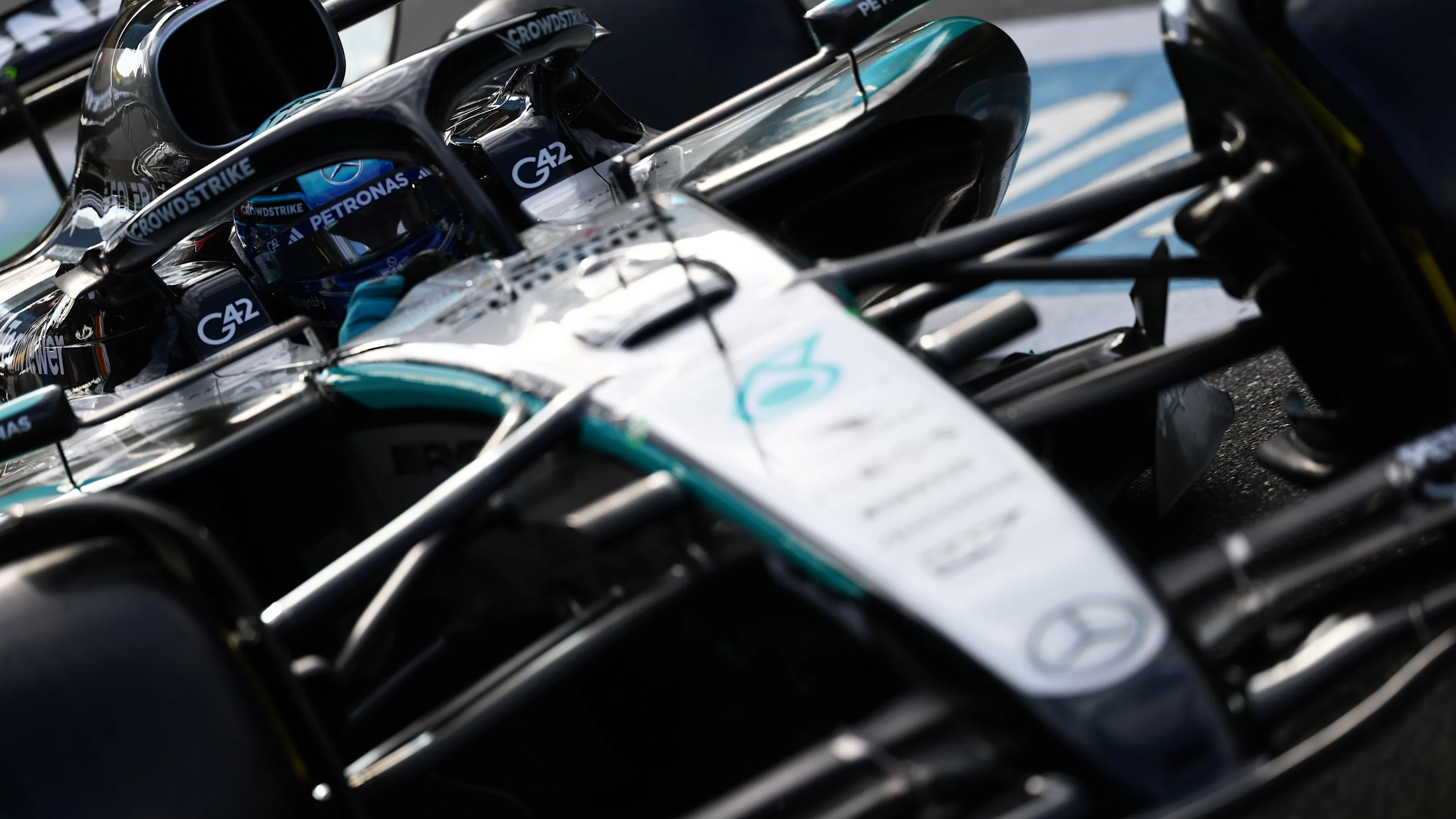 BAKU, AZERBAIJAN - SEPTEMBER 20: George Russell of Great Britain driving the (63) Mercedes AMG