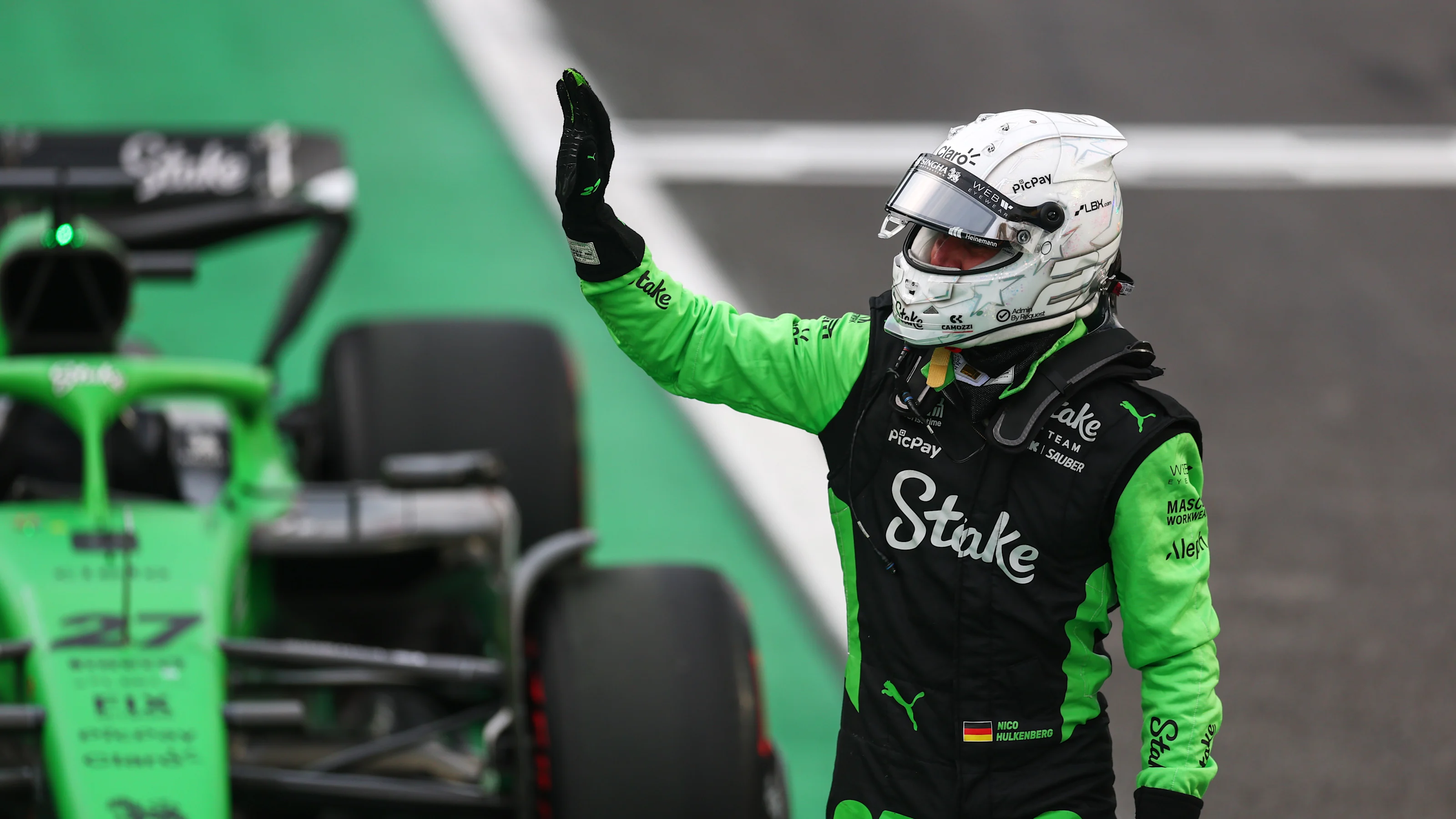 SAO PAULO, BRAZIL - NOVEMBER 07: Nico Hulkenberg of Germany and Stake F1 Team Kick Sauber waves in