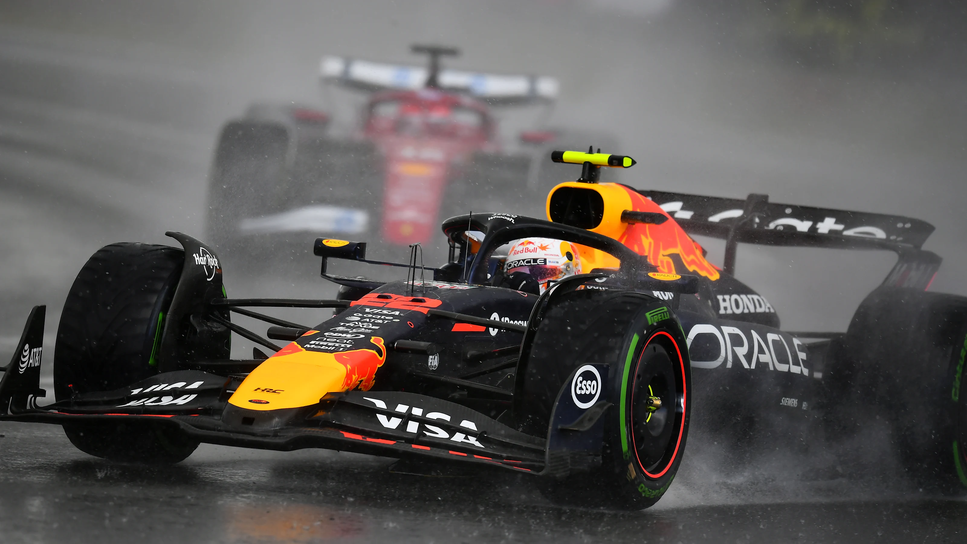 NORTHAMPTON, ENGLAND - JULY 06: Yuki Tsunoda of Japan driving the (22) Oracle Red Bull Racing RB21