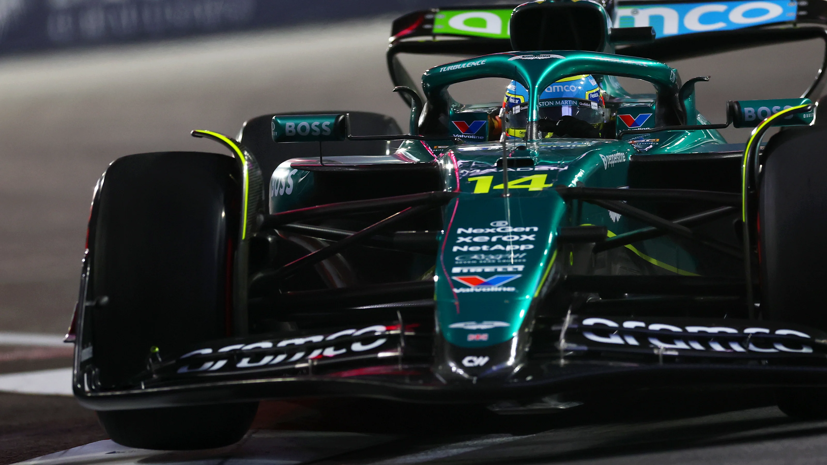 LAS VEGAS, NEVADA - NOVEMBER 20: Fernando Alonso of Spain driving the (14) Aston Martin F1 Team
