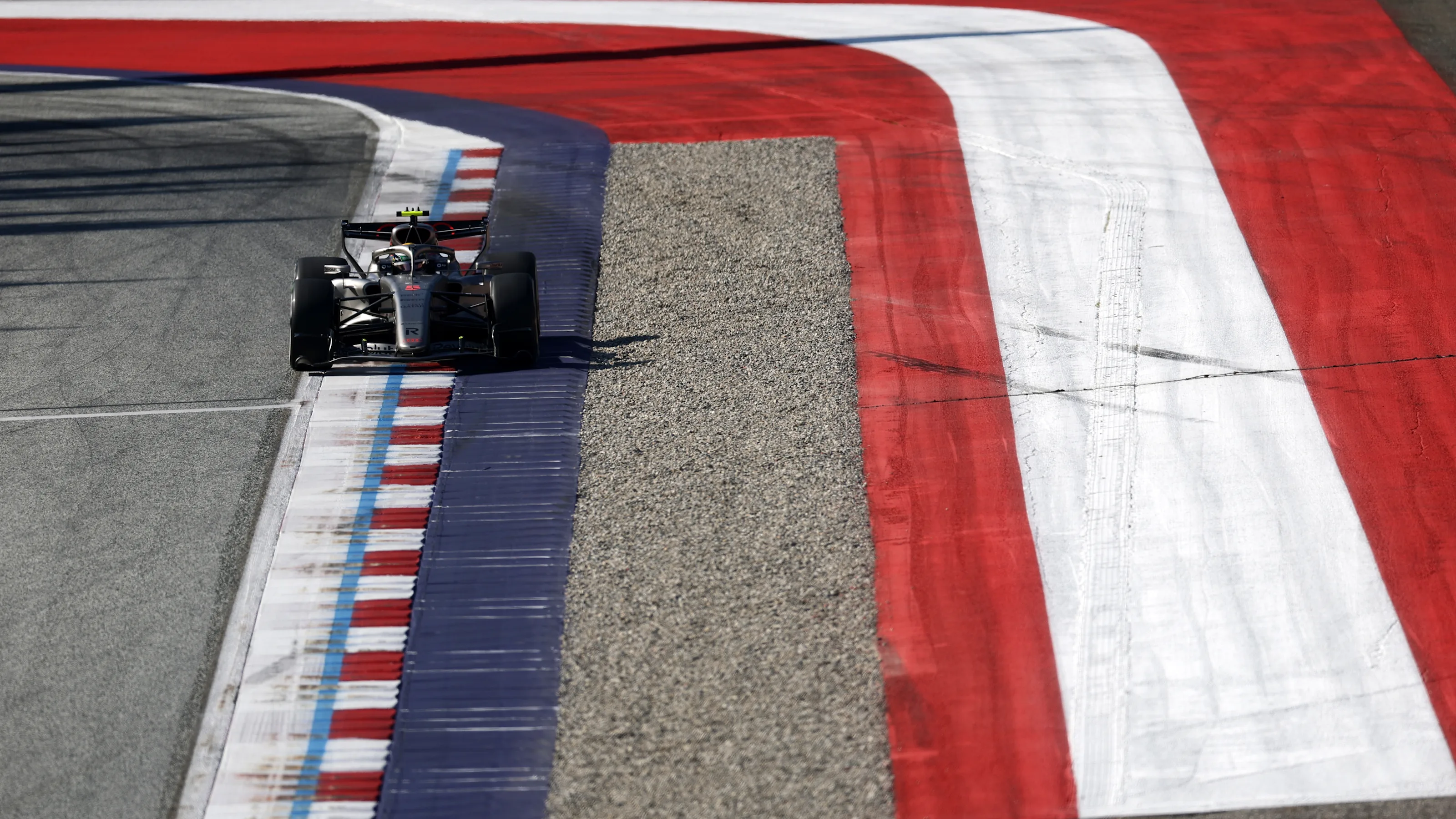 SPIELBERG, AUSTRIA - JUNE 26: Gabriel Bortoleto of Brazil driving the (5) Audi F1 Team R26 on track