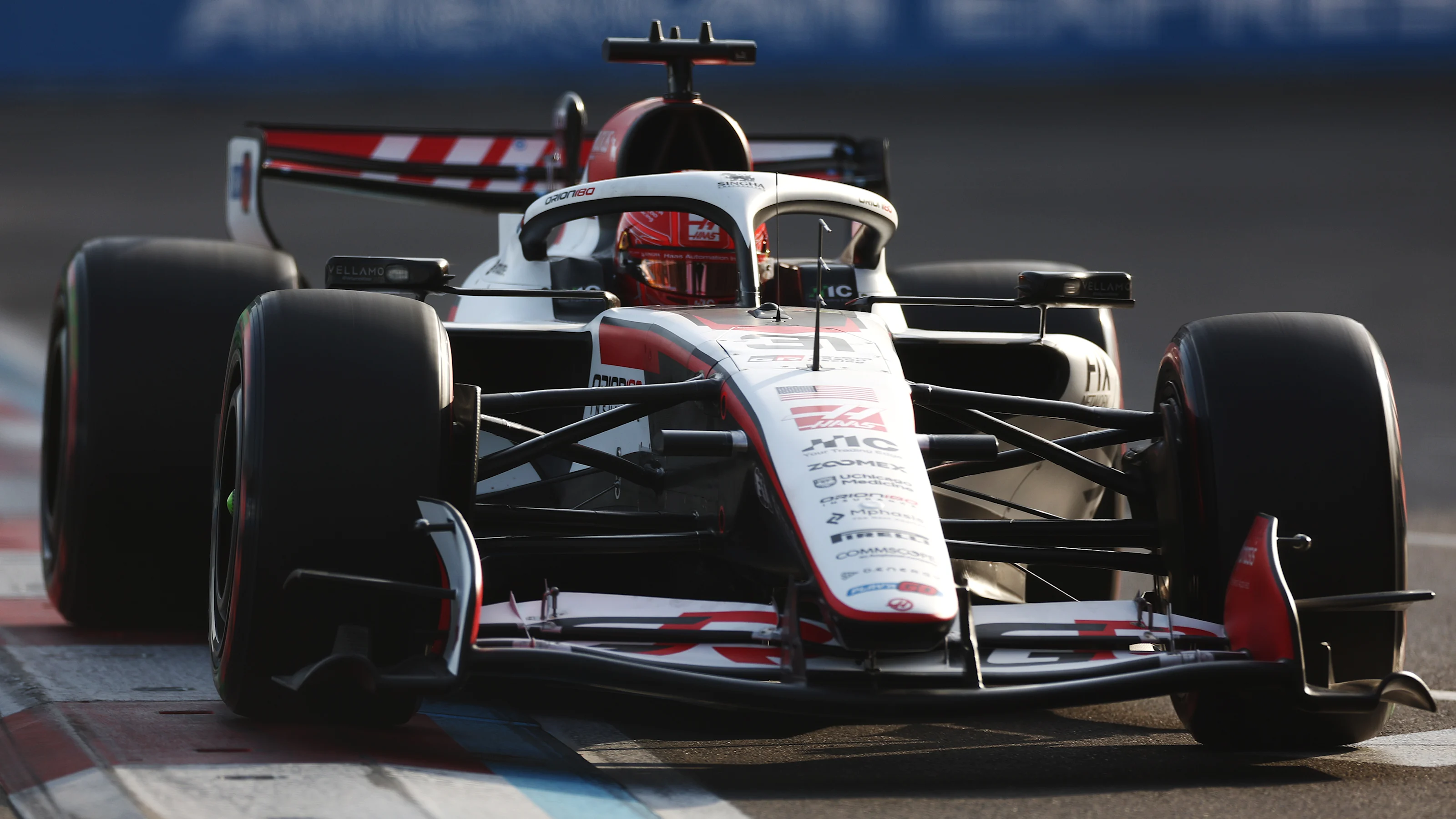 BAKU, AZERBAIJAN - SEPTEMBER 24: Esteban Ocon of France driving the (31) Haas F1 VF-26 Ferrari on