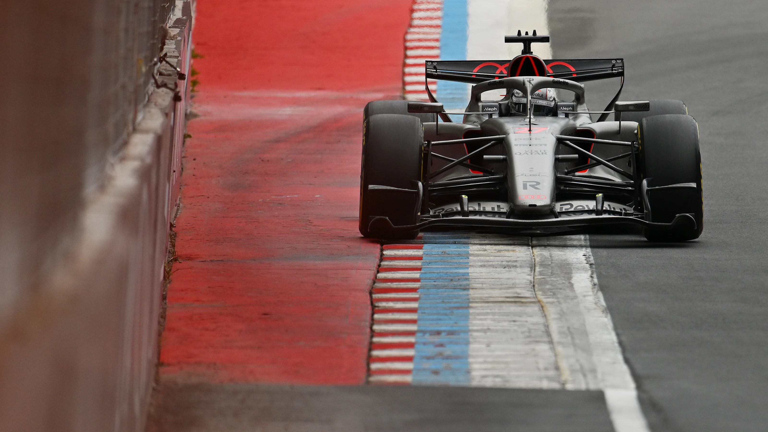 MONTREAL, QUEBEC - MAY 24: Nico Hulkenberg of Germany driving the (27) Audi F1 Team R26 on track