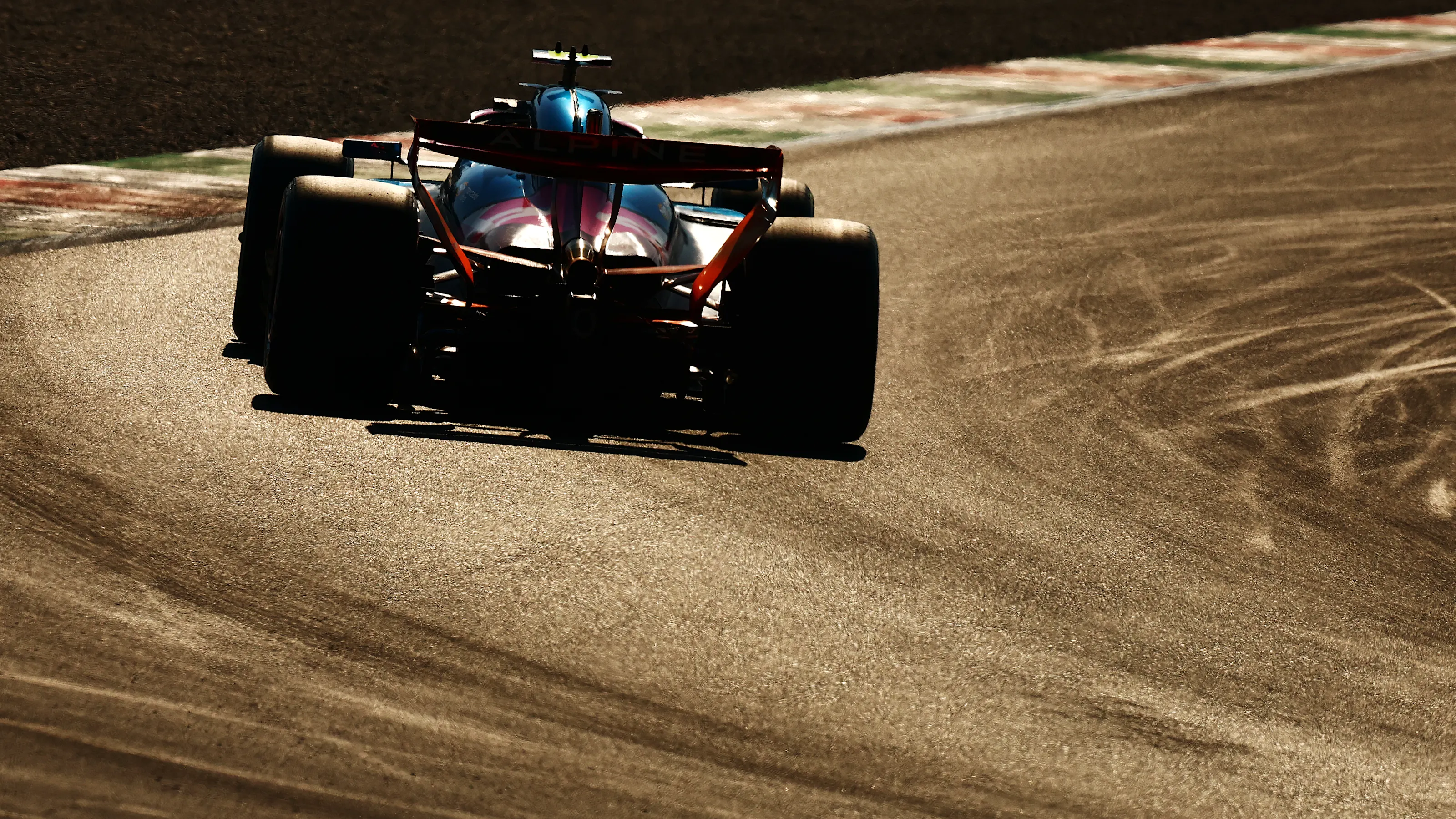 MONZA, ITALY - SEPTEMBER 04: Franco Colapinto of Argentina driving the (43) Alpine F1 A526 Mercedes