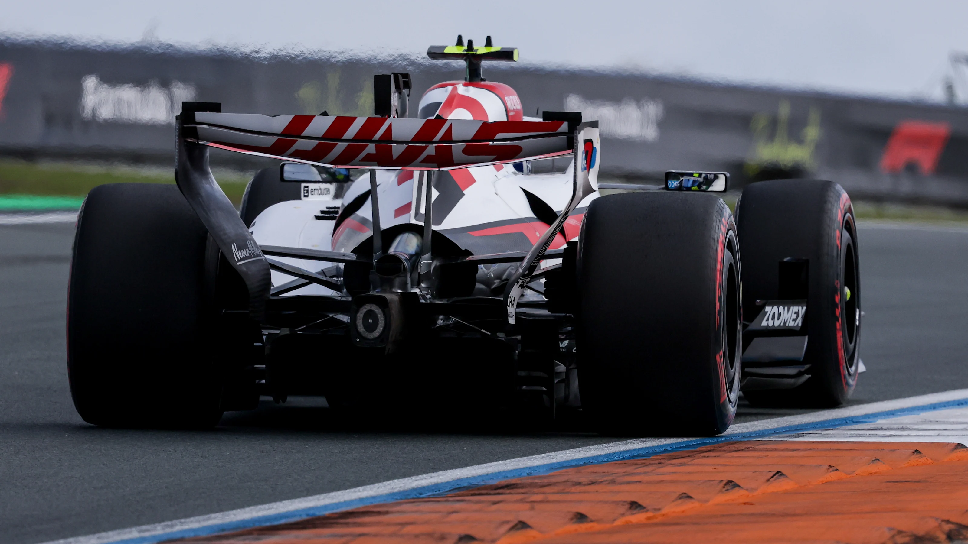ZANDVOORT, NETHERLANDS - AUGUST 22: Oliver Bearman of Great Britain driving the (87) Haas F1 VF-26