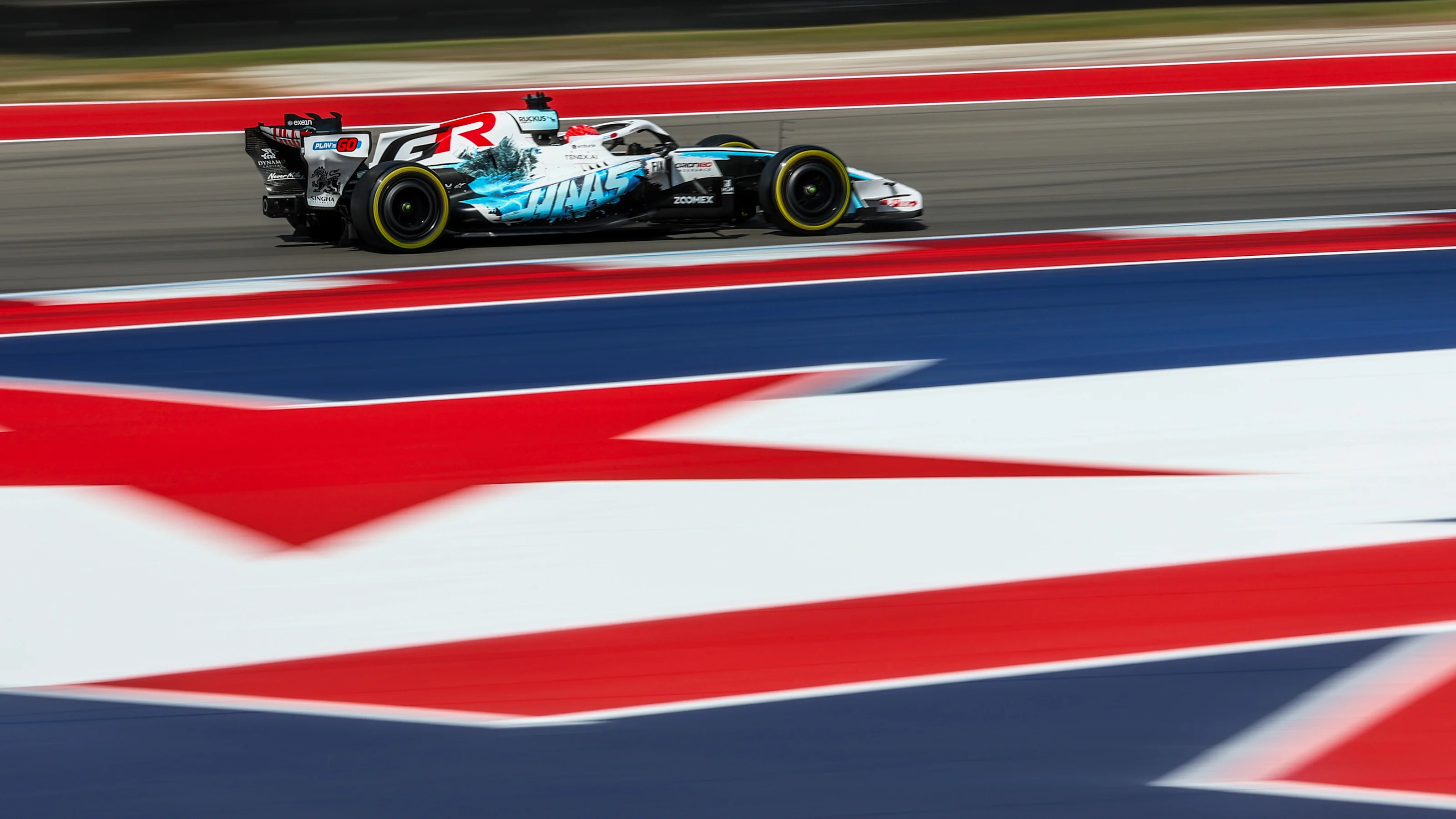 AUSTIN, TEXAS - OCTOBER 24: Esteban Ocon of France driving the (31) Haas F1 VF-26 Ferrari on track
