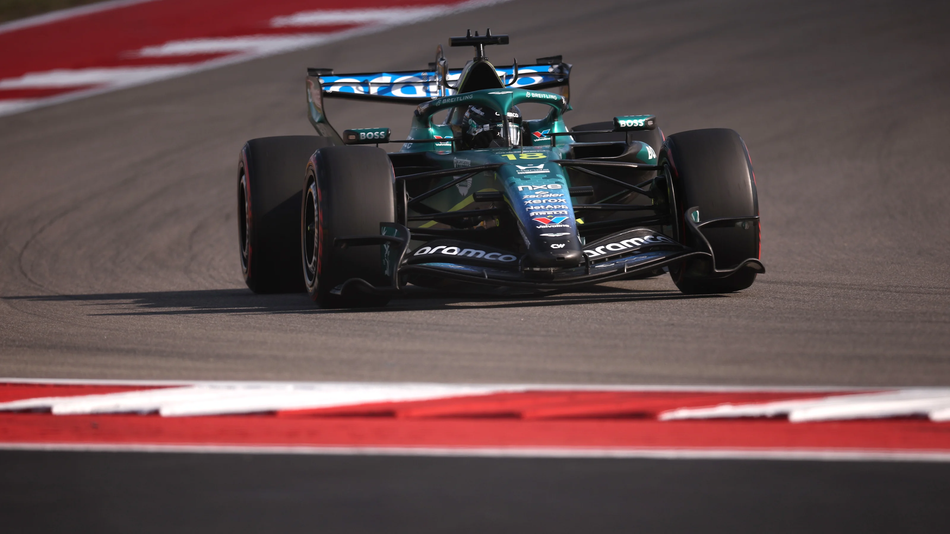 AUSTIN, TEXAS - OCTOBER 24: Lance Stroll of Canada driving the (18) Aston Martin F1 Team AMR26