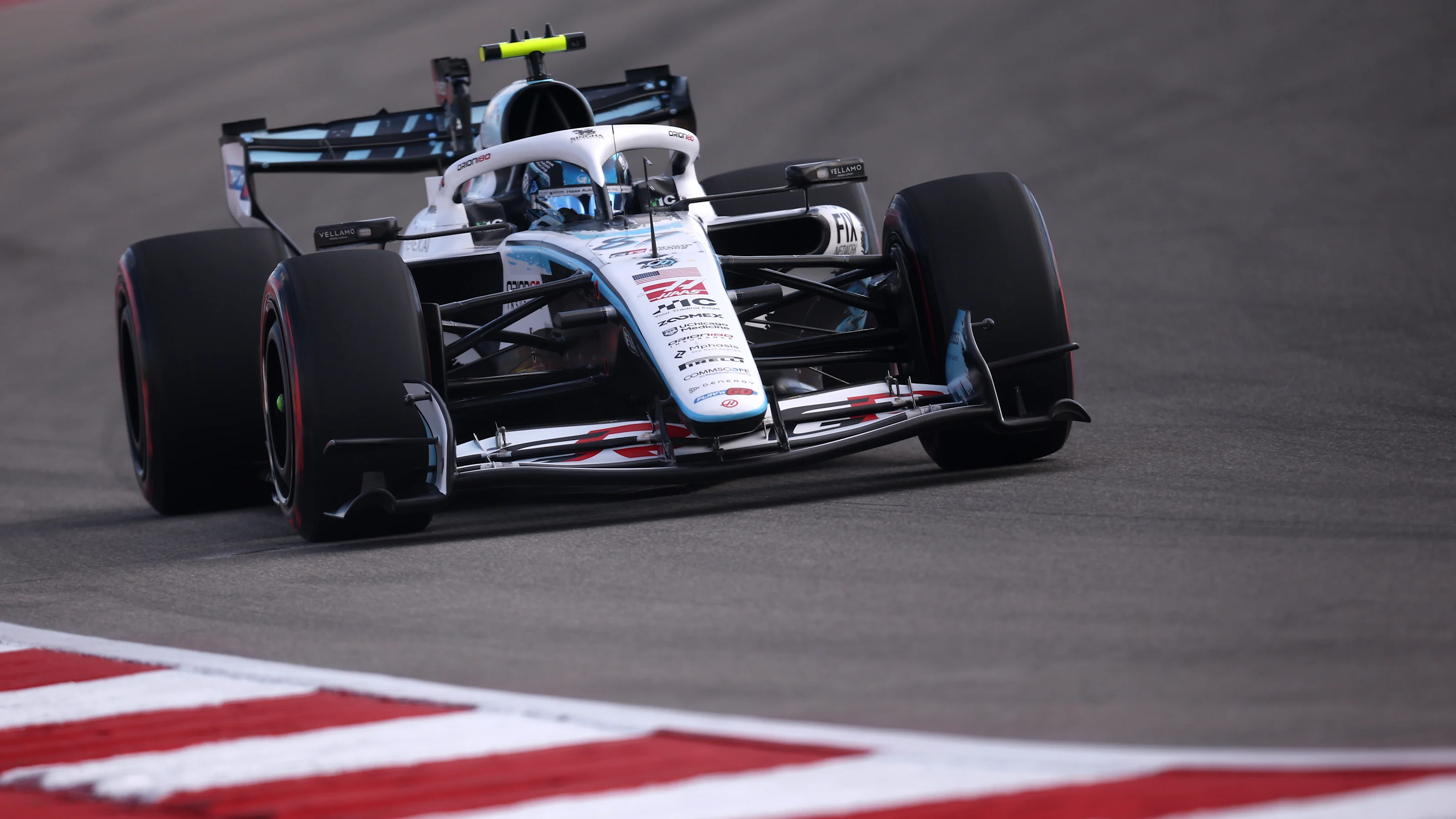 AUSTIN, TEXAS - OCTOBER 24: Oliver Bearman of Great Britain driving the (87) Haas F1 VF-26 Ferrari