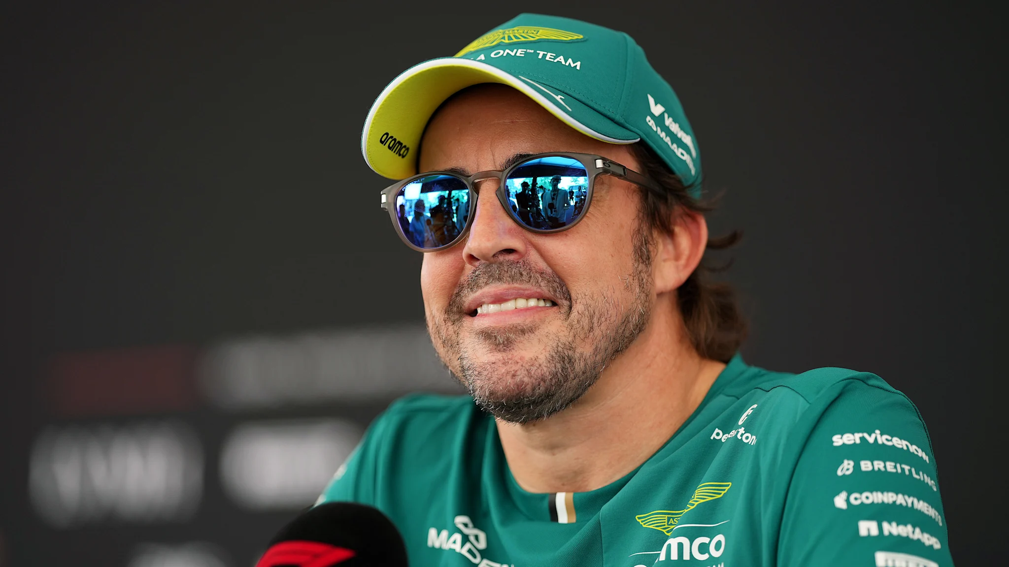 Fernando Alonso explica por que renovou com a Aston Martin até 2027
