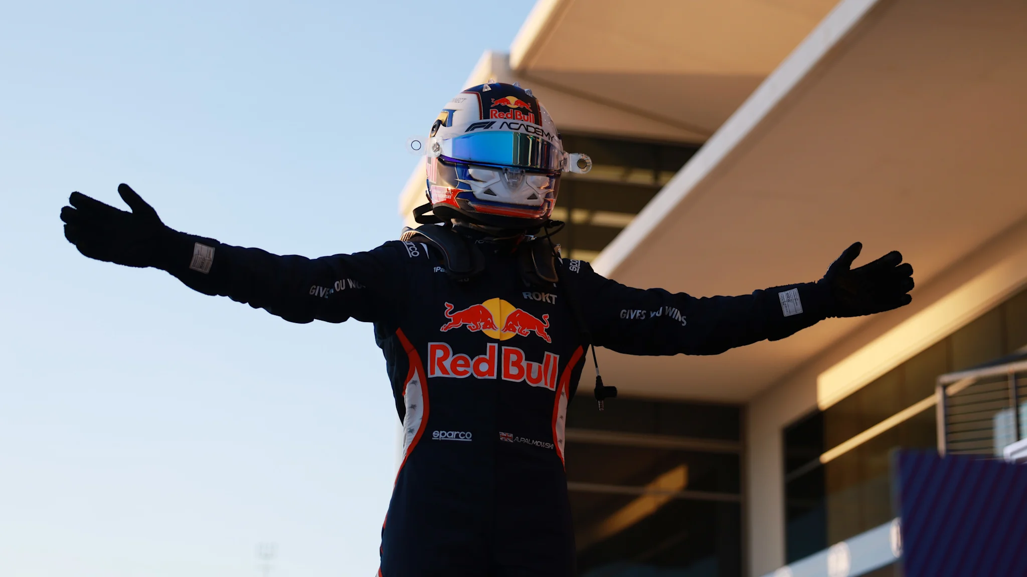 アリシャ・パルモウスキーがオースティン開幕戦を制覇、F1アカデミータイトル獲得に王手