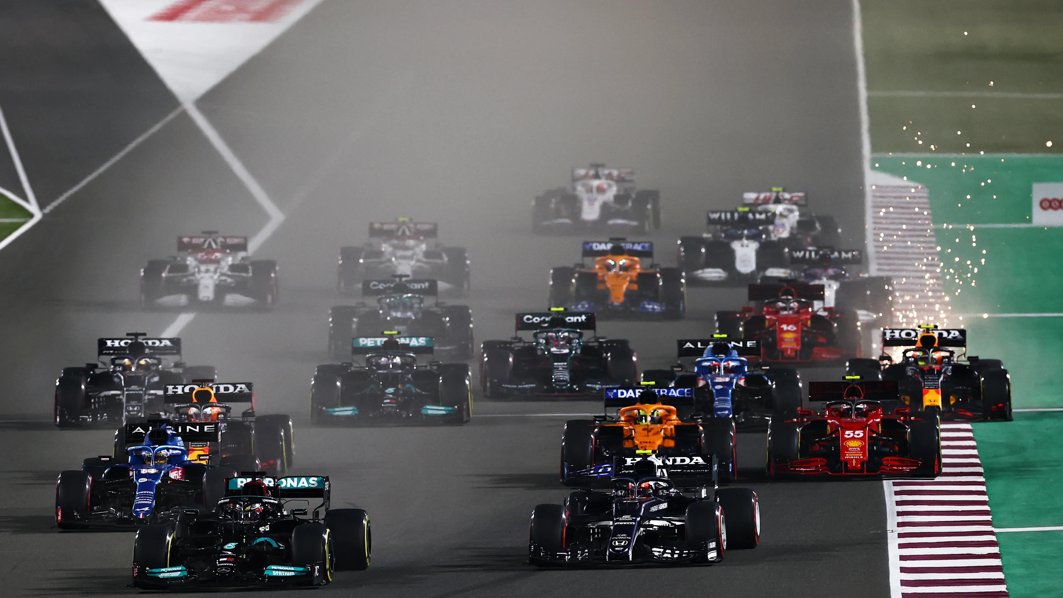 DOHA, QATAR - NOVEMBER 21: Lewis Hamilton of Great Britain driving the (44) Mercedes AMG Petronas