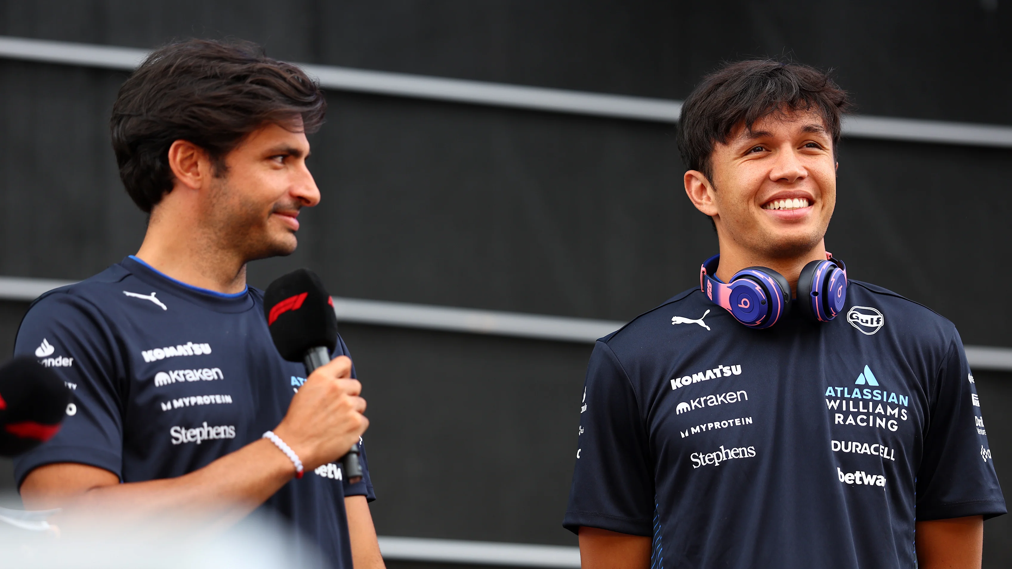 SPIELBERG, AUSTRIA - JUNE 27: Carlos Sainz of Spain and Williams and Alexander Albon of Thailand