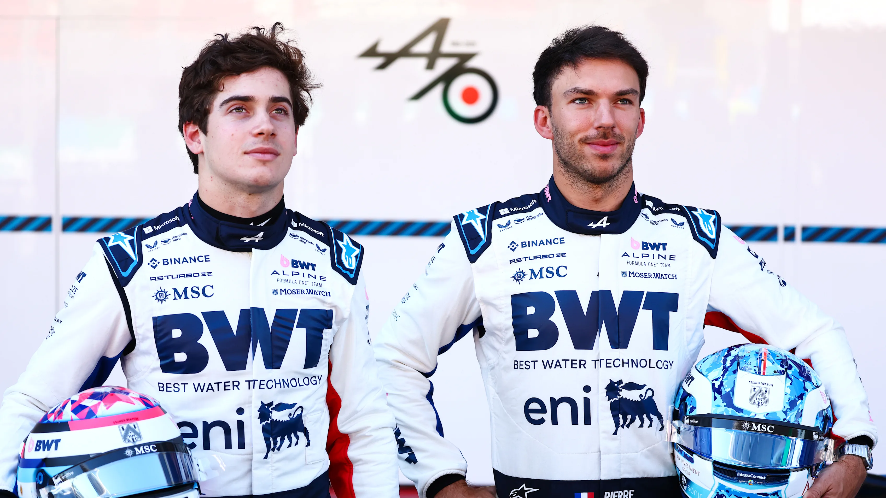 BARCELONA, ESPAÑA - 29 DE MAYO: Franco Colapinto de Argentina y Alpine F1 y Pierre Gasly de Francia