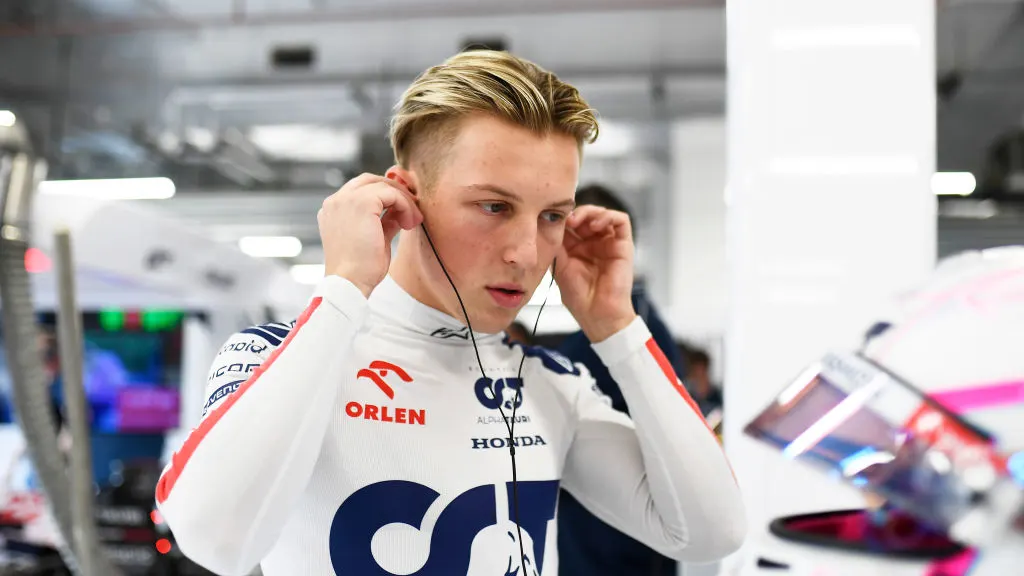 LUSAIL CITY, QATAR - OCTOBER 06: Liam Lawson of New Zealand and Scuderia AlphaTauri prepares to