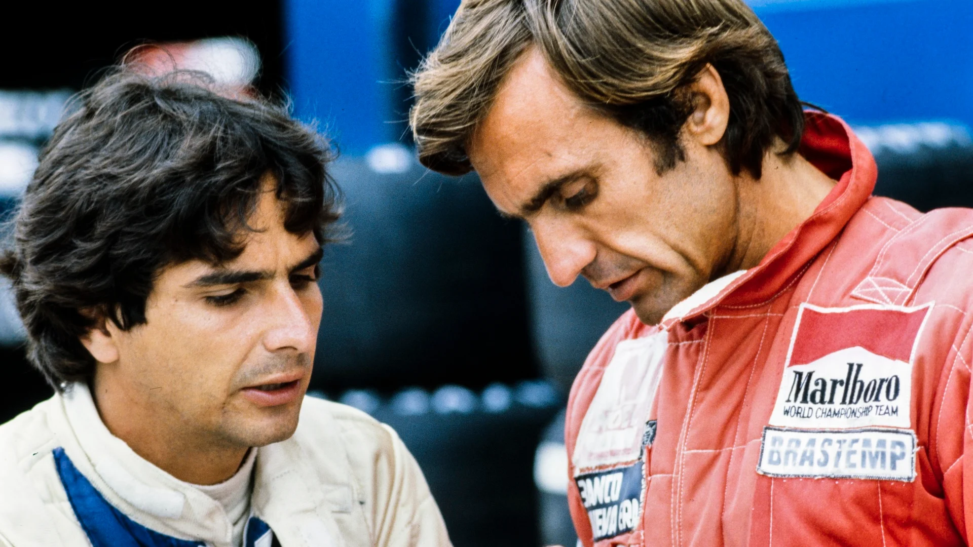 KYALAMI, SOUTH AFRICA - FEBRUARY 07: Carlos Reutemann in discussion with Nelson Piquet during the