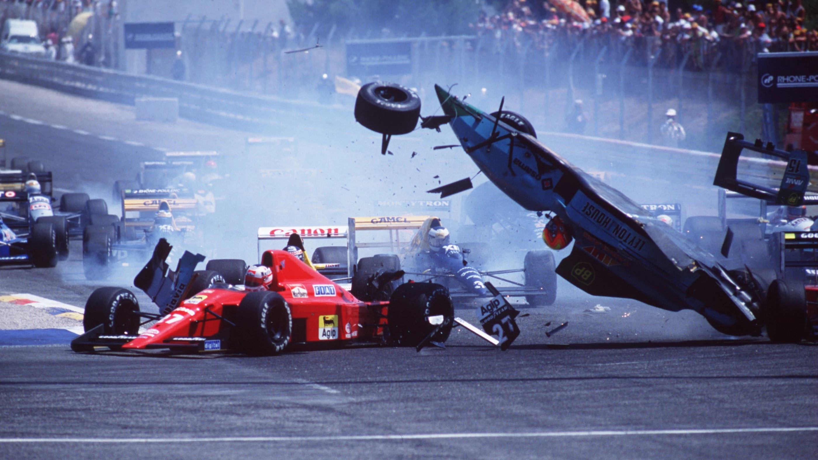 9 JUL 1989:  MAURICIO GUGELMIN OF BRAZIL SHUNTS NIGEL MANSELLS FERRARI AND CAUSES HIS OWN CAR TO