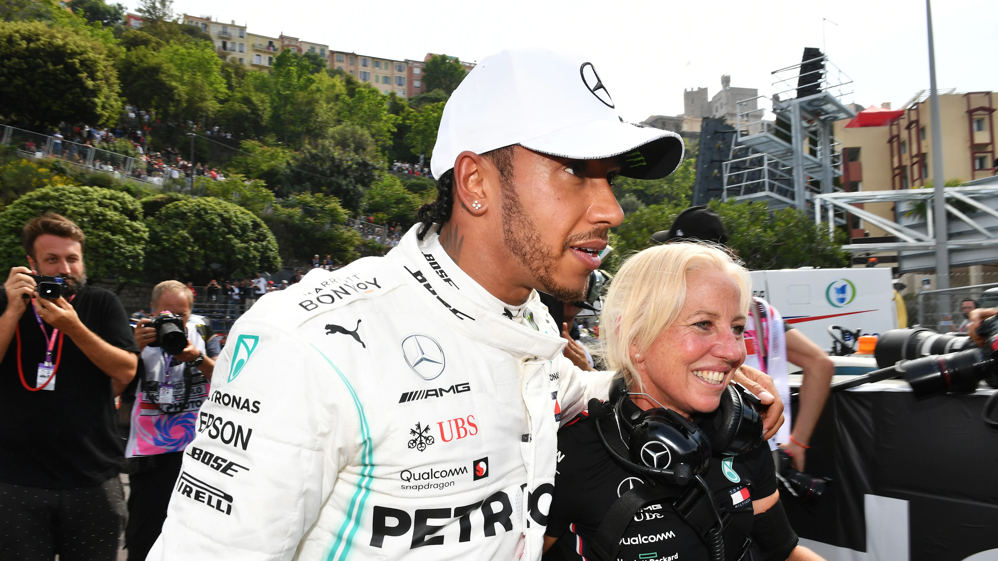 MONTE CARLO, MONACO - MAY 25: Lewis Hamilton, Mercedes AMG F1, celebrates pole with Angela Cullen,