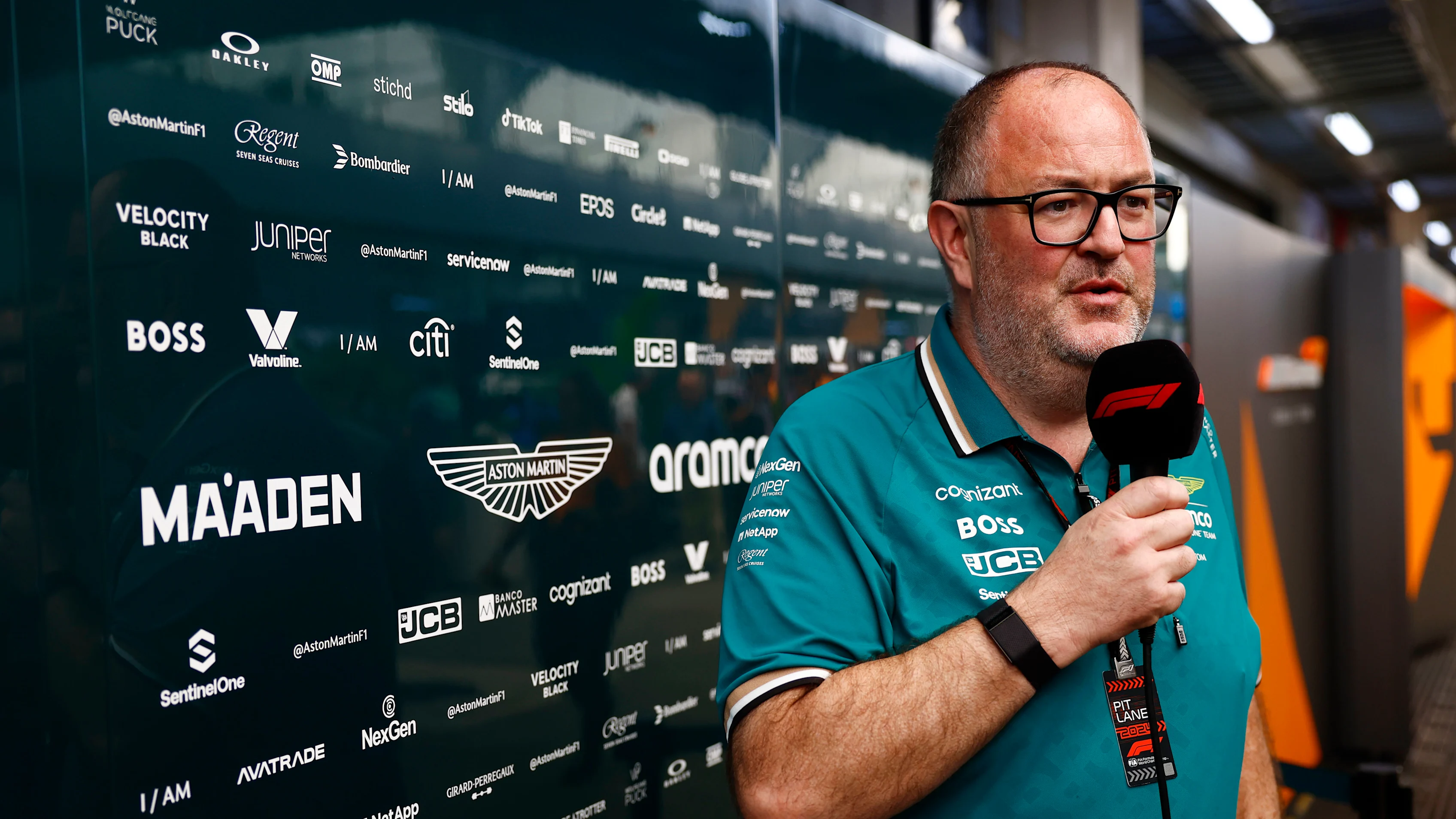 SAO PAULO, BRAZIL - NOVEMBER 01: Tom McCullough, Performance Director, Aston Martin F1 Team, gives