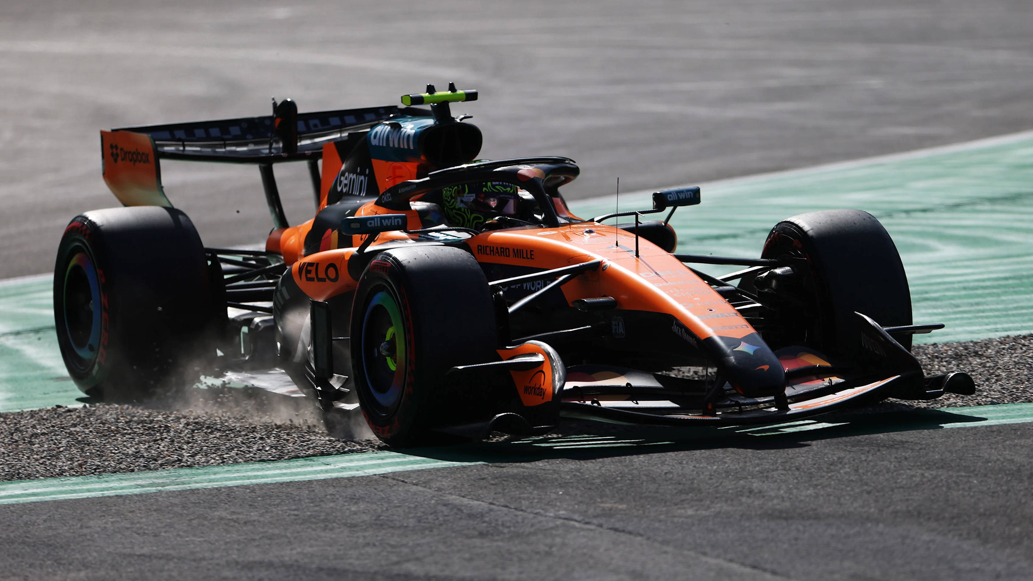 MONZA, ITALY - SEPTEMBER 05: Lando Norris of Great Britain driving the (1) McLaren MCL40 Mercedes