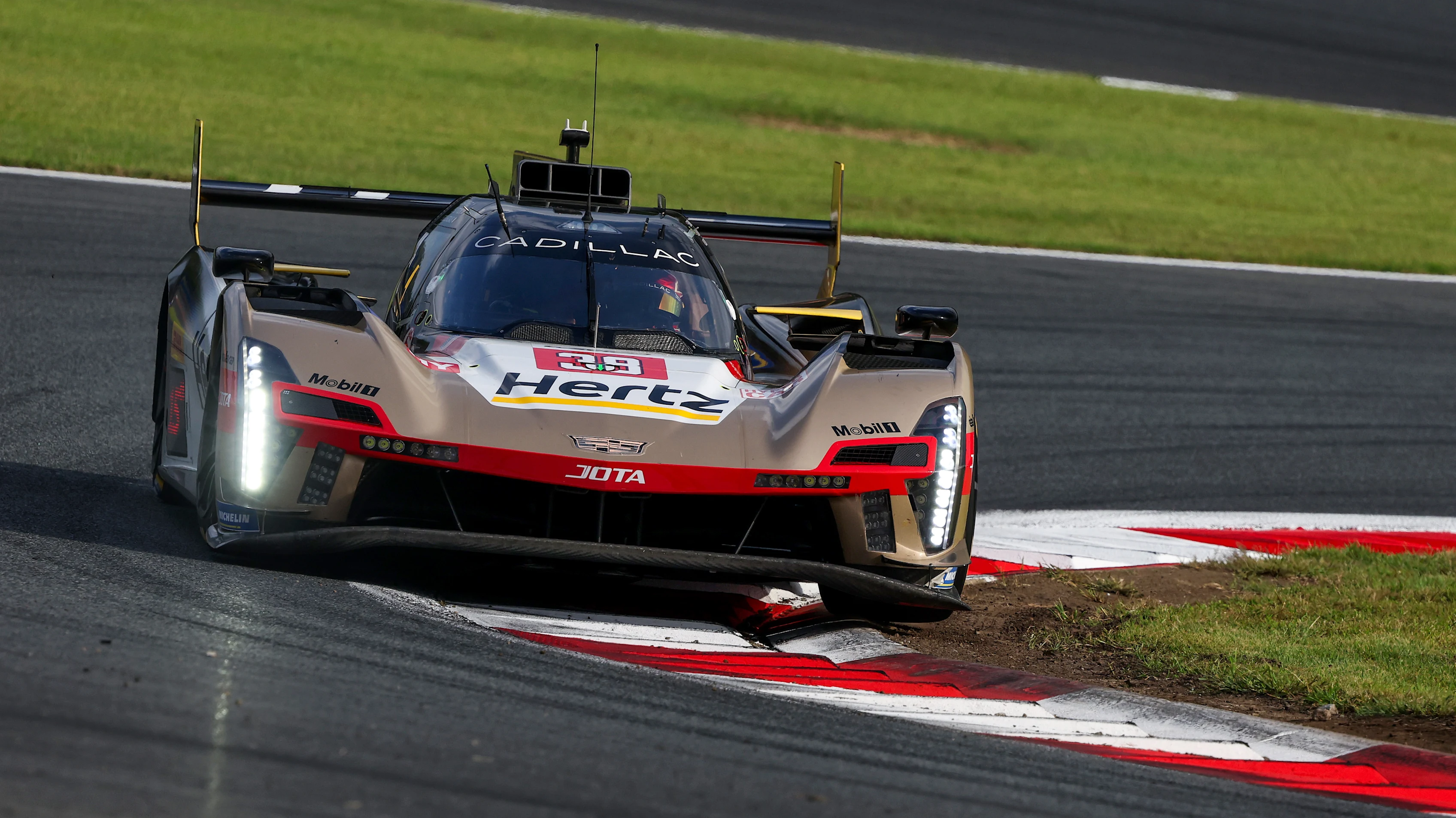 OYAMA, JAPAN - SEPTEMBER 25: The #38 Cadillac Hertz Team JOTA Cadillac V-Series.R Hypercar of Earl