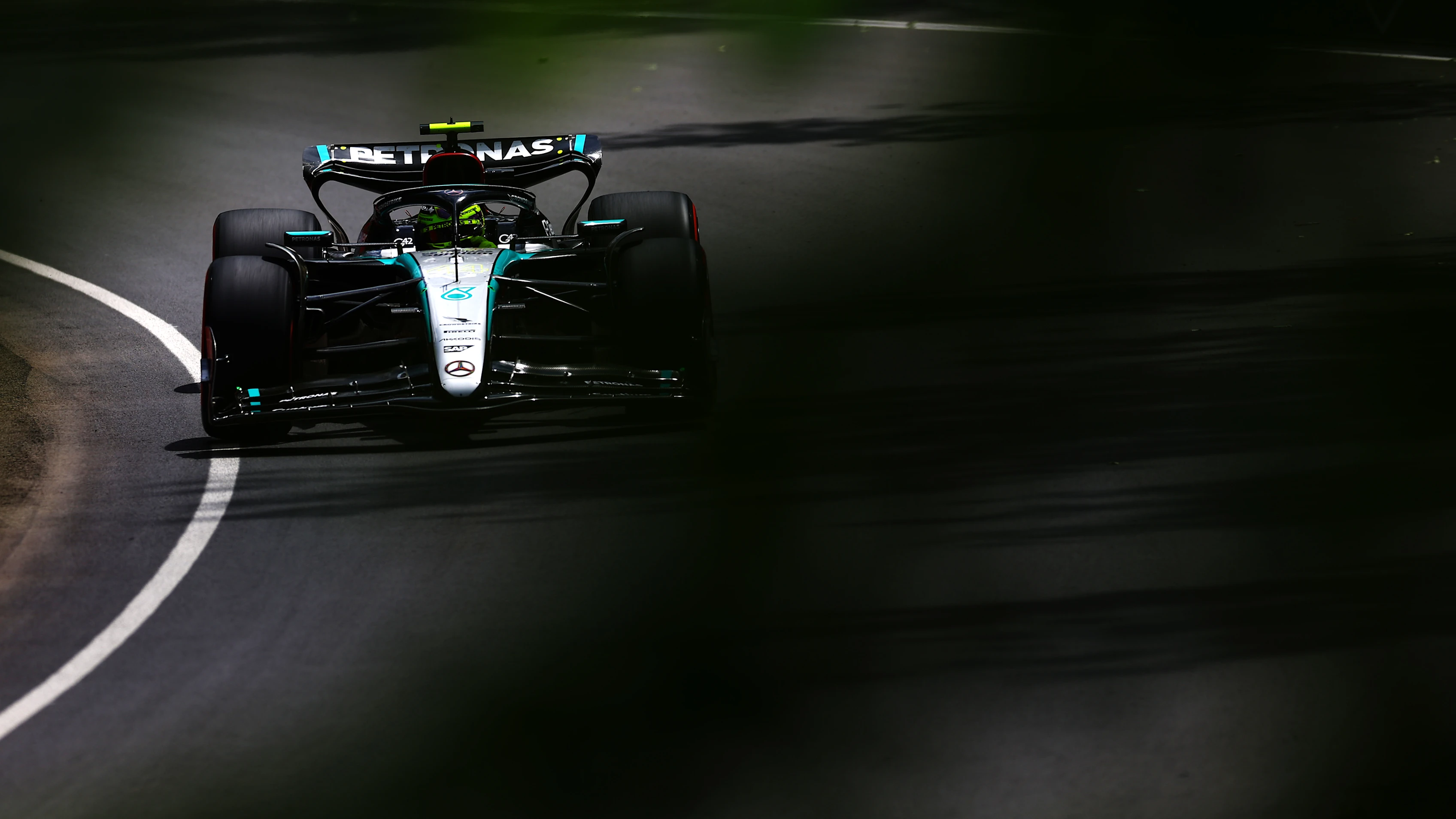MONTREAL, QUEBEC - JUNE 08: Lewis Hamilton of Great Britain driving the (44) Mercedes AMG Petronas