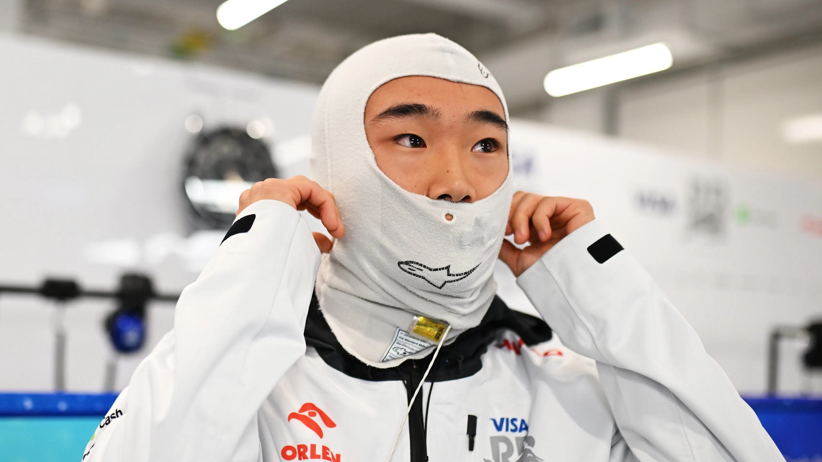 LAS VEGAS, NEVADA - NOVEMBER 21: Yuki Tsunoda of Japan and Visa Cash App RB prepares to drive in
