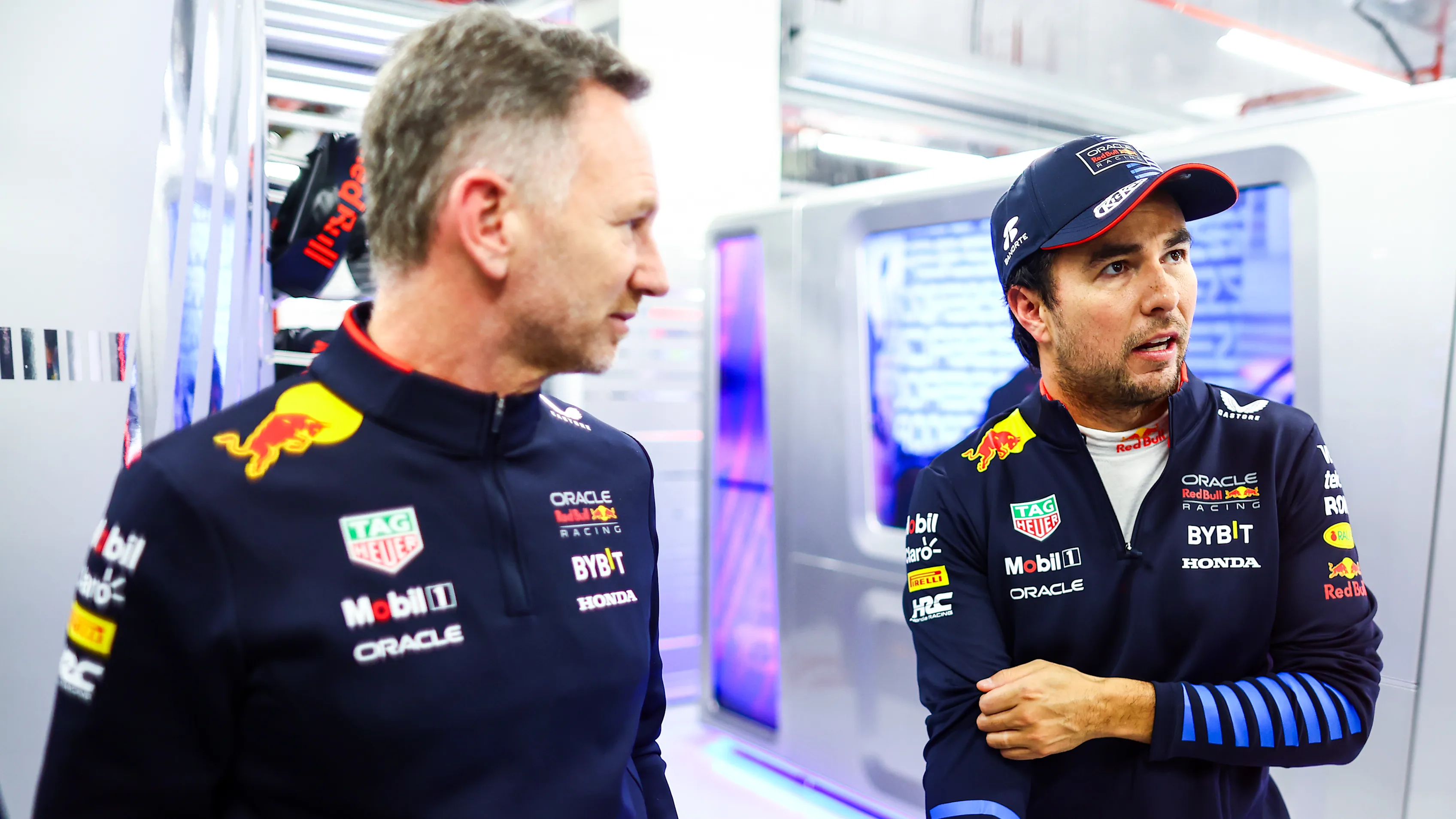 LUSAIL CITY, QATAR - NOVEMBER 29: Oracle Red Bull Racing Team Principal Christian Horner and Sergio