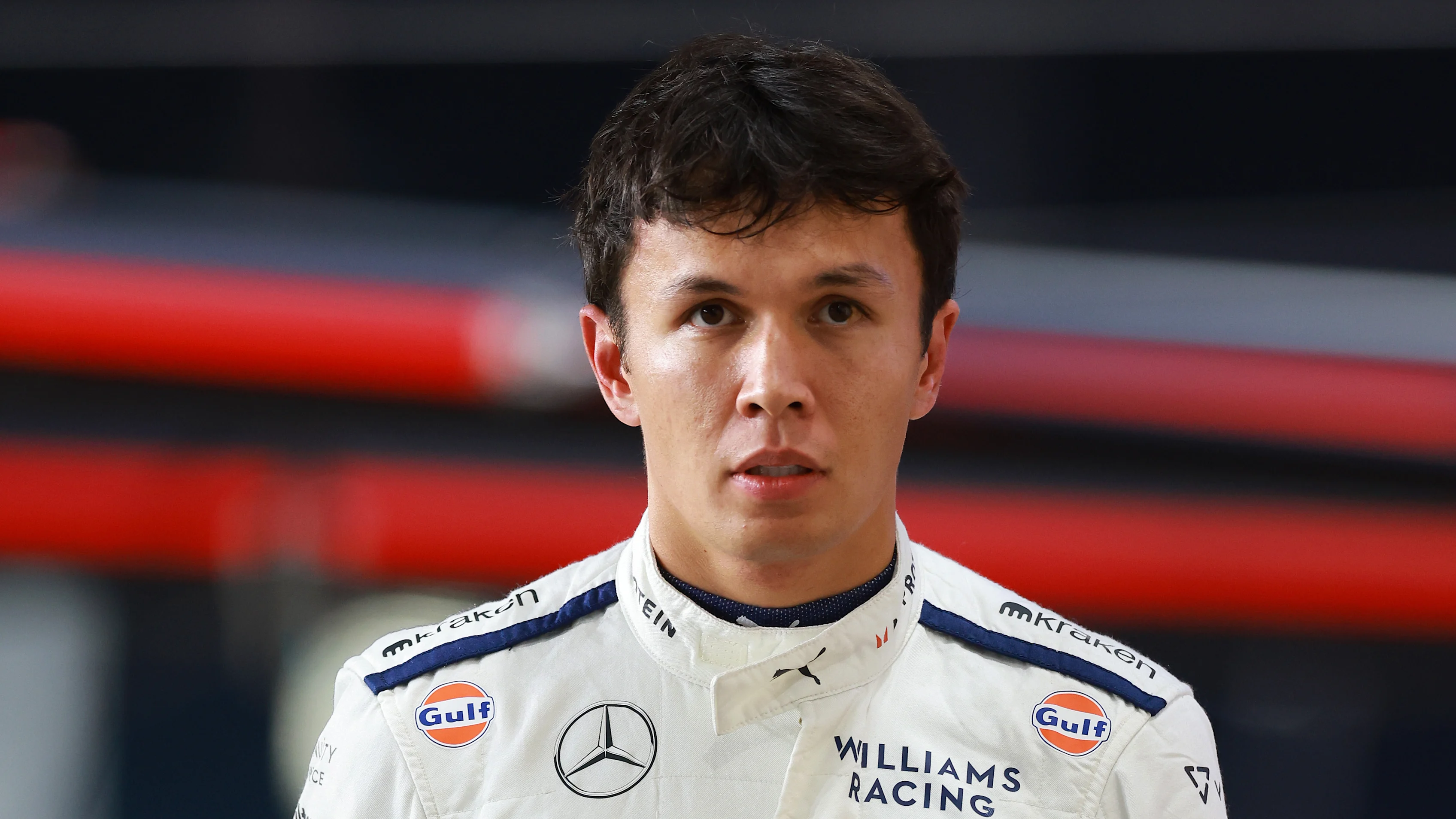 LUSAIL CITY, QATAR - NOVEMBER 30: 16th placed qualifier Alexander Albon of Thailand and Williams