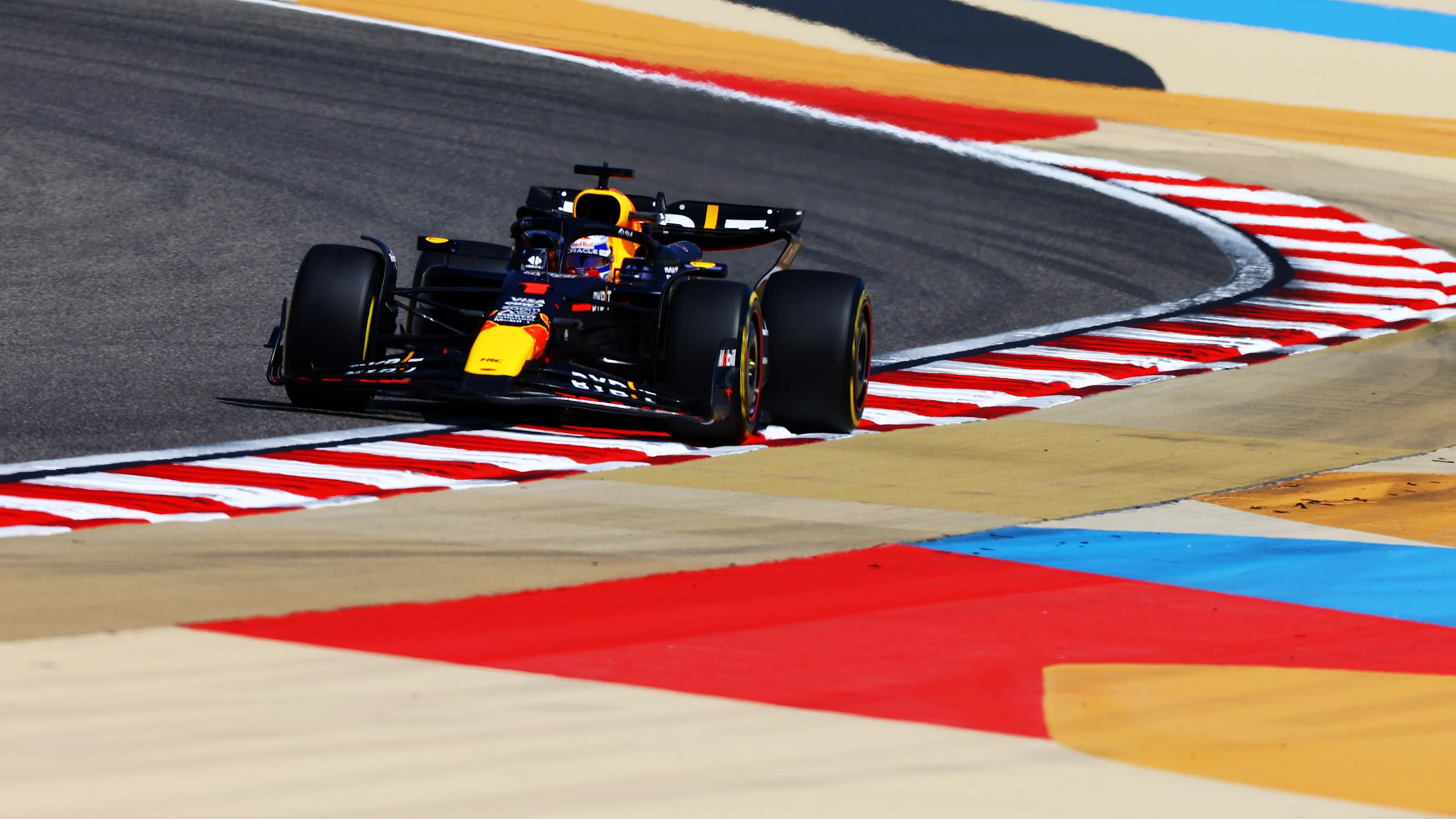 BAHRAIN, BAHRAIN - FEBRUARY 21: Max Verstappen of the Netherlands driving the (1) Oracle Red Bull