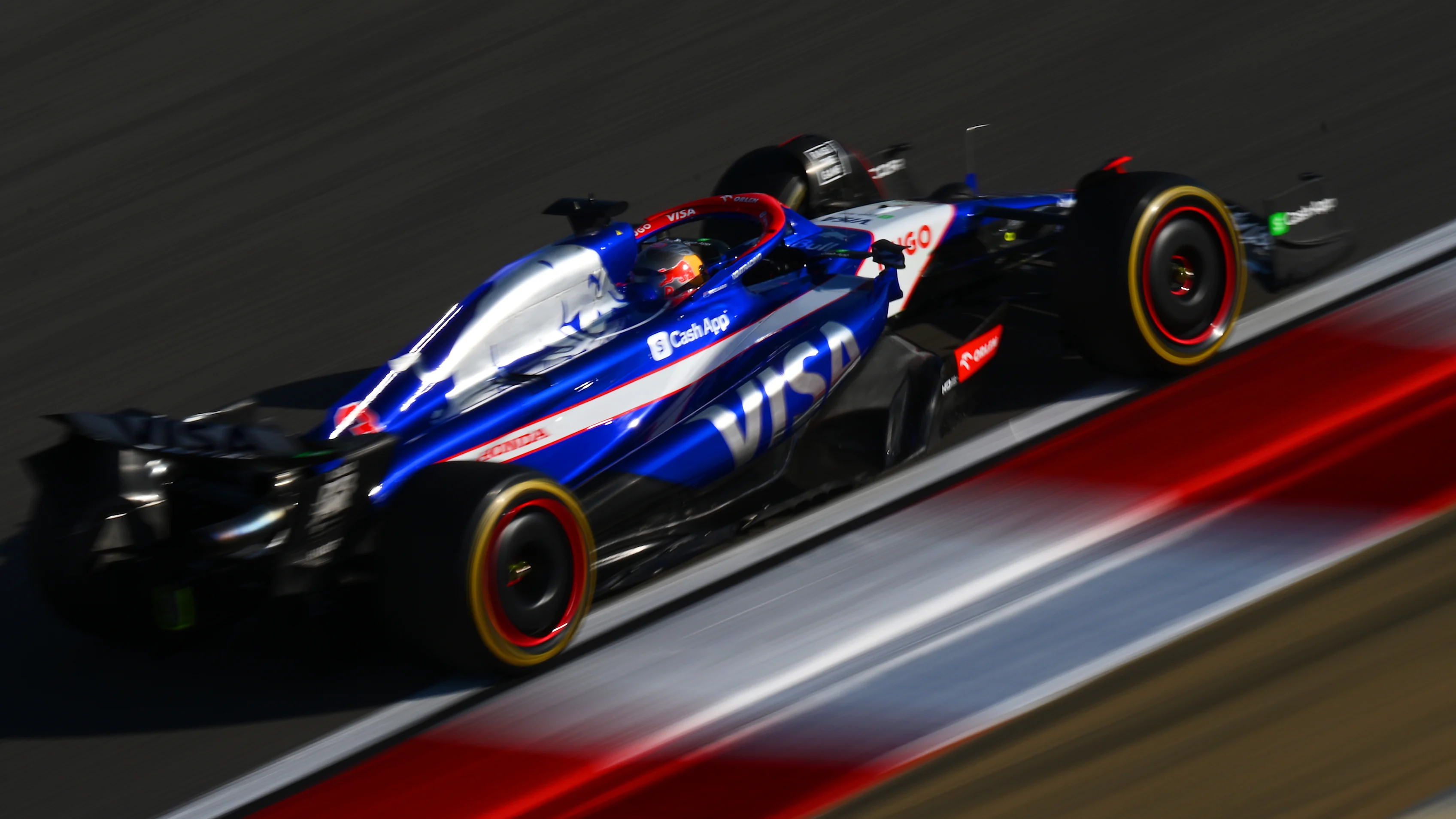 BAHRAIN, BAHRAIN - FEBRUARY 21: Fernando Alonso of Spain driving the (14) Aston Martin AMR24