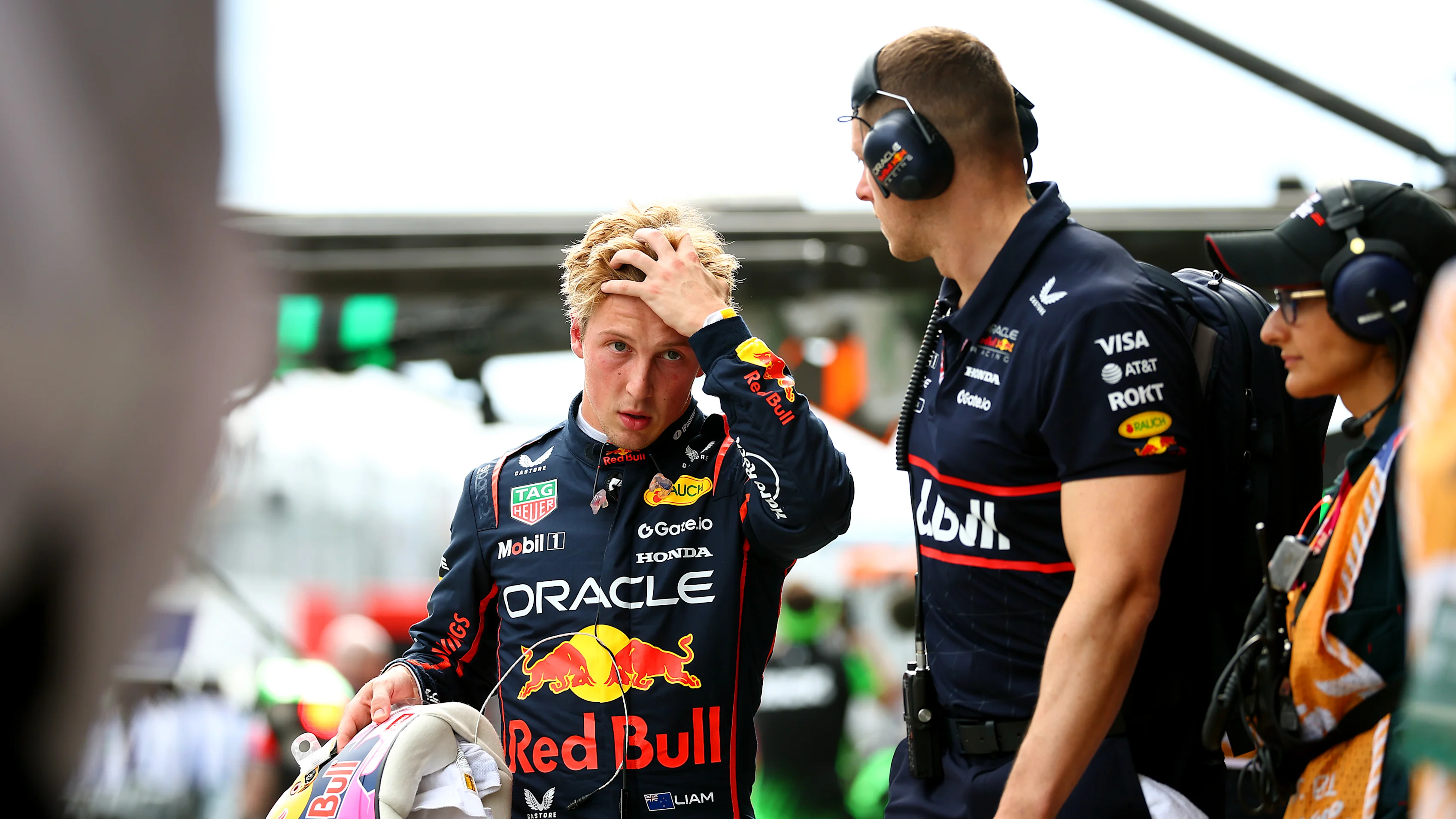 MELBOURNE, AUSTRALIA - MARCH 15: Eighteenth placed qualifier Liam Lawson of New Zealand and Oracle