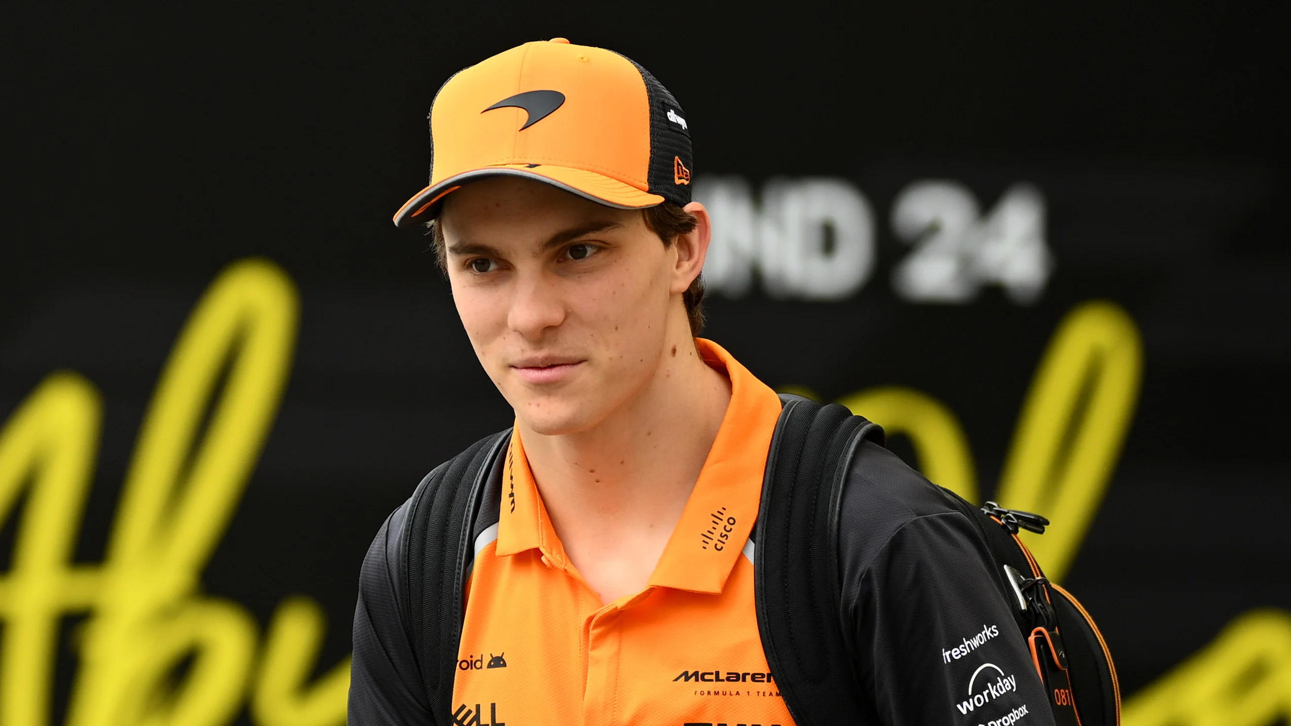 ABU DHABI, UNITED ARAB EMIRATES - DECEMBER 05: Oscar Piastri of Australia and McLaren arrives in