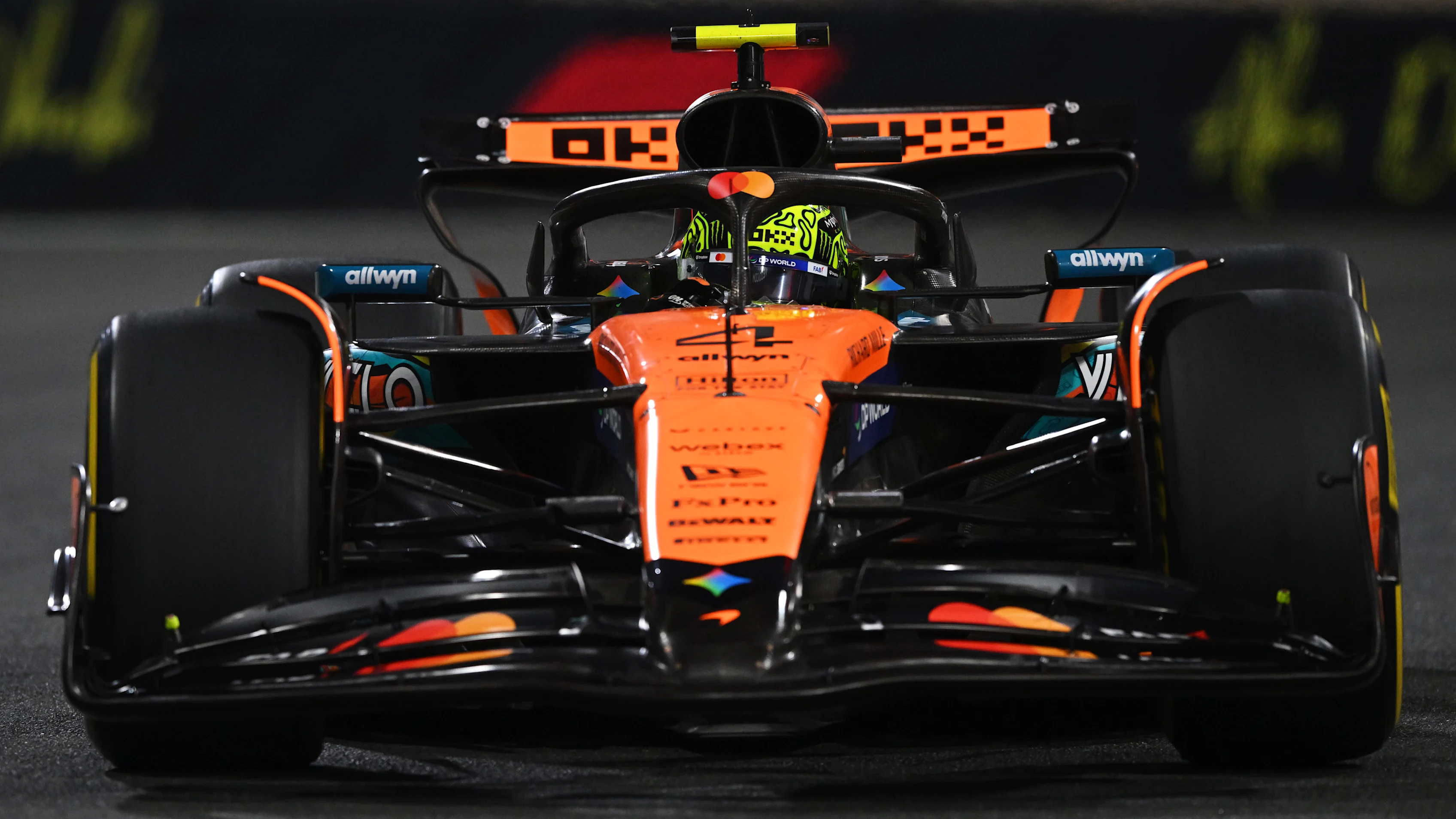 ABU DHABI, UNITED ARAB EMIRATES - DECEMBER 05: Lando Norris of Great Britain driving the (4) McLaren MCL39 Mercedes on track during practice ahead of the F1 Grand Prix of Abu Dhabi at Yas Marina Circuit on December 05, 2025 in Abu Dhabi, United Arab Emirates. (Photo by Rudy Carezzevoli/Getty Images)