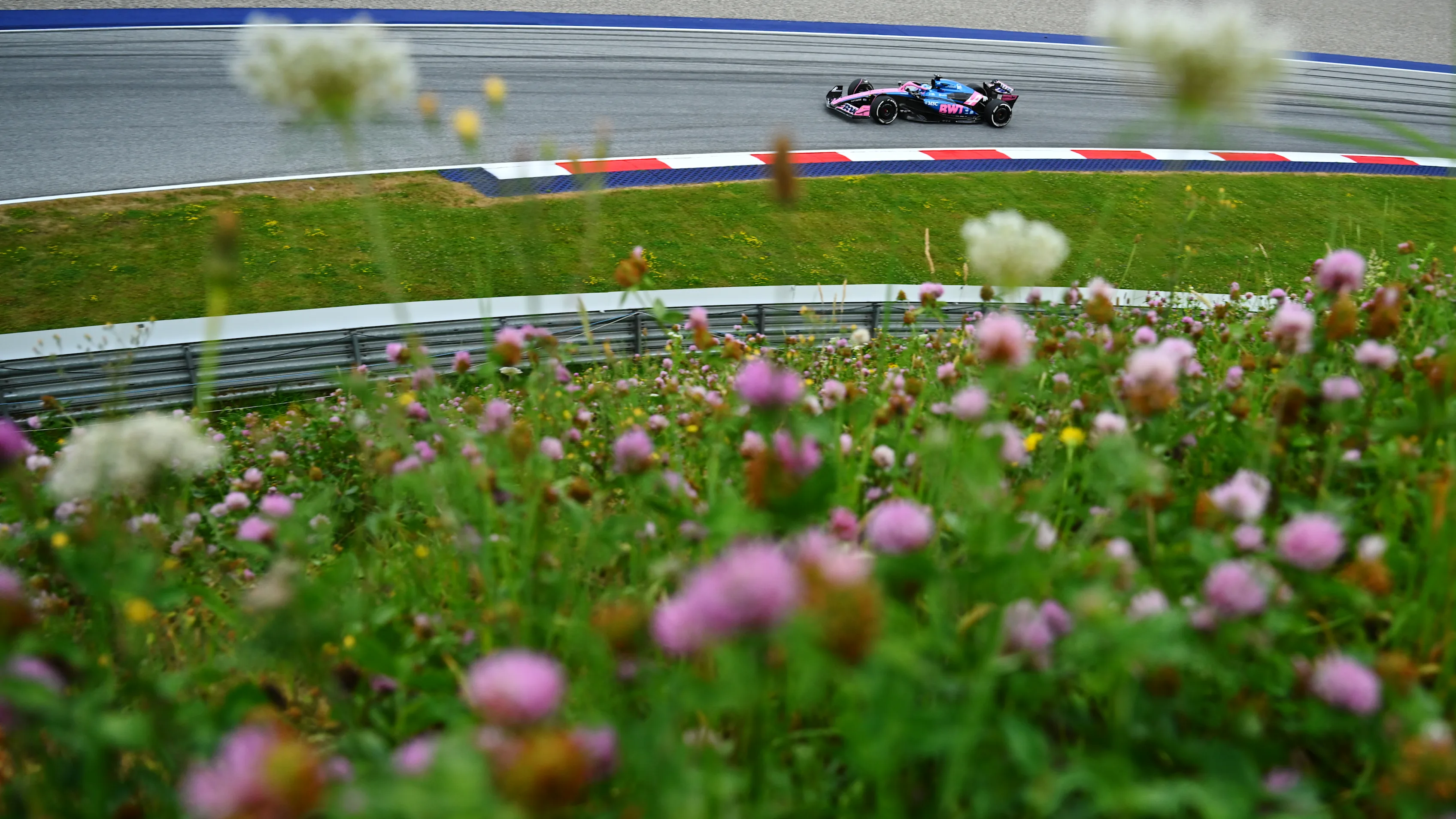 SPIELBERG, AUSTRIA - JUNE 27: Pierre Gasly of France driving the (10) Alpine F1 A525 Renault on track during practice ahead of the F1 Grand Prix of Austria at Red Bull Ring on June 27, 2025 in Spielberg, Austria. (Photo by Mark Sutton - Formula 1/Formula 1 via Getty Images)