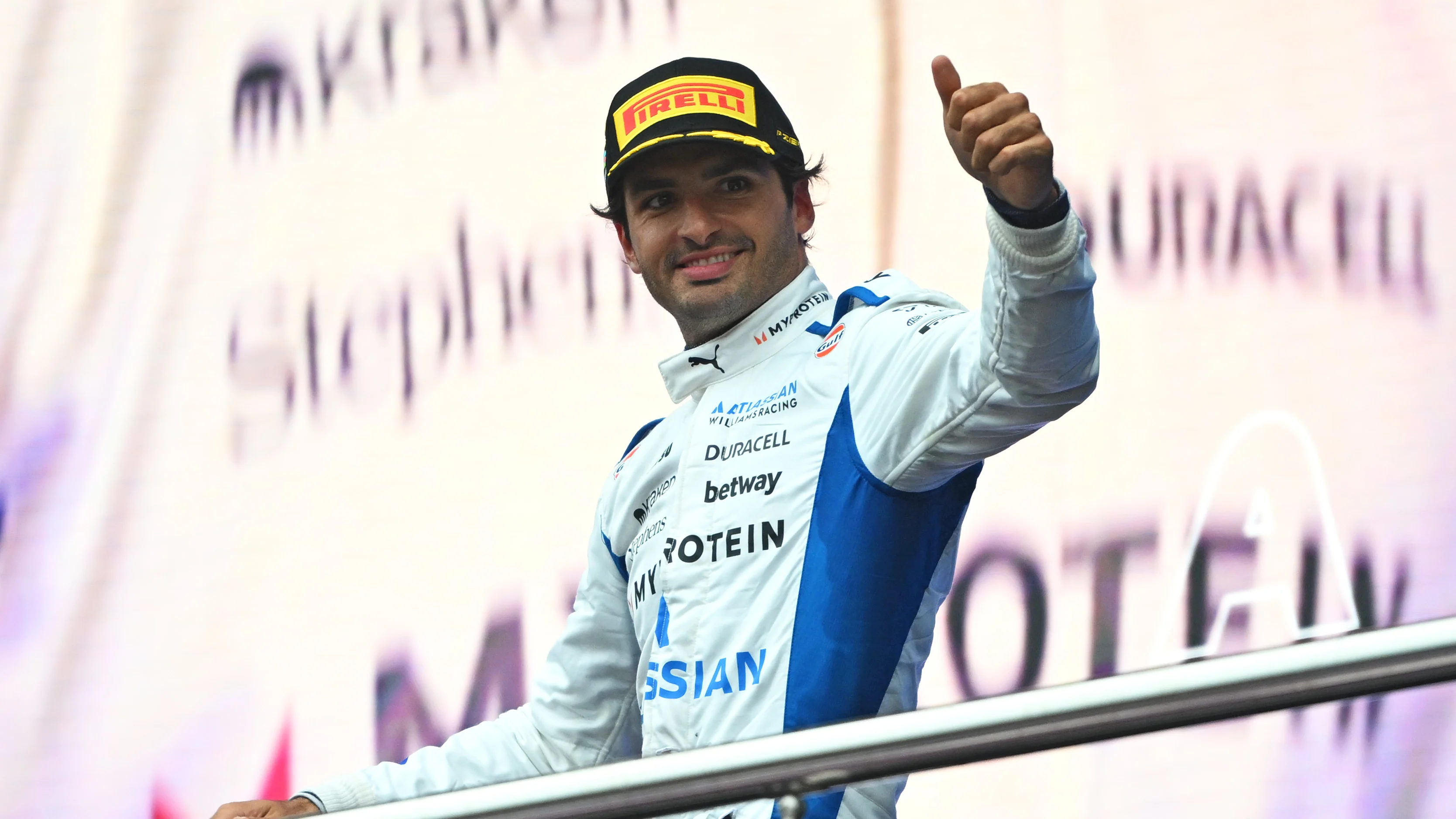 BAKU, AZERBAIJAN - SEPTEMBER 21: Third placed Carlos Sainz of Spain and Williams gives a thumbs up