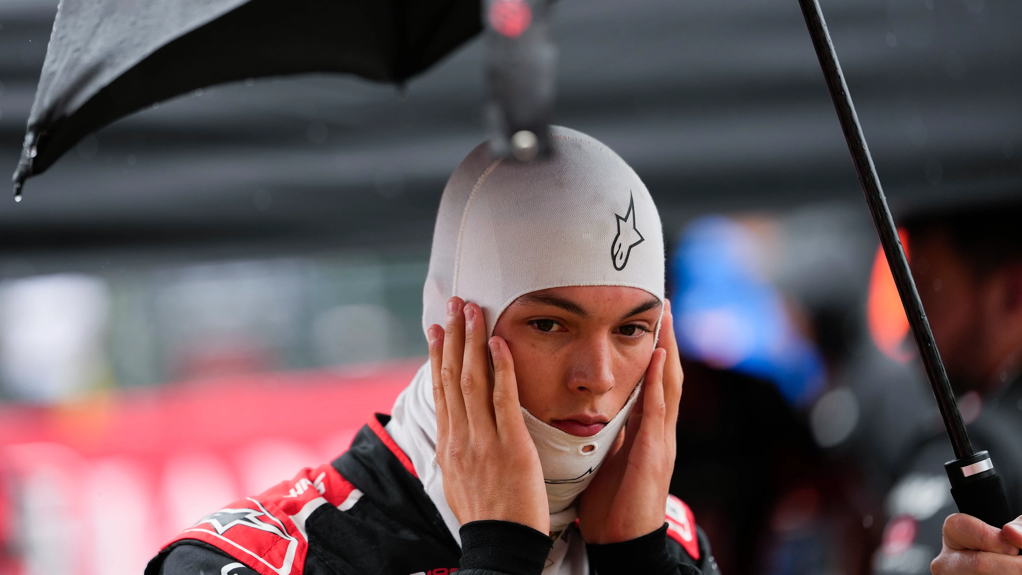 SPA, BELGIUM - JULY 27: Oliver Bearman of Great Britain and Haas F1 prepares to drive on the grid prior to the F1 Grand Prix of Belgium at Circuit de Spa-Francorchamps on July 27, 2025 in Spa, Belgium. (Photo by Alex Bierens de Haan/Getty Images)