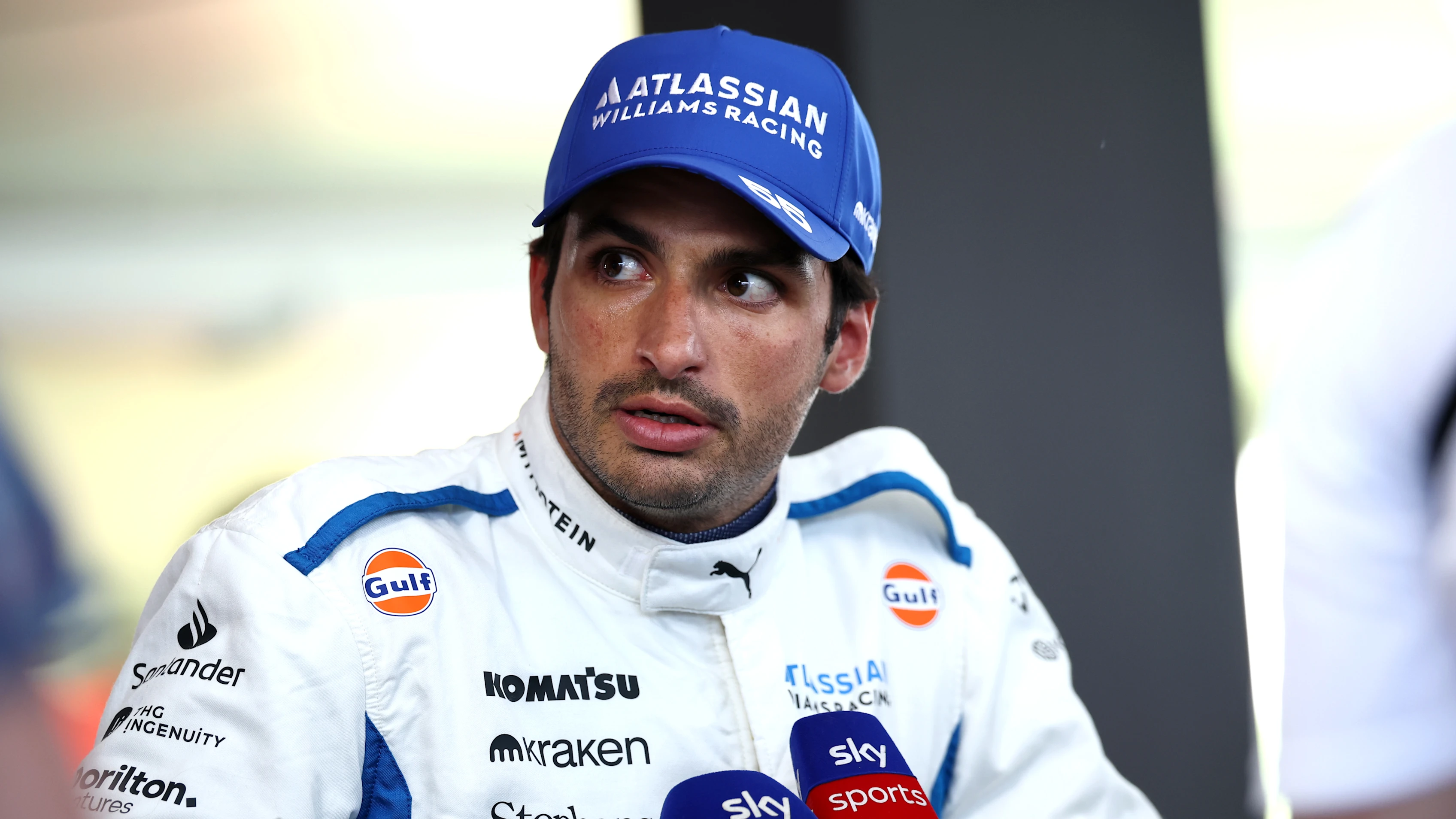 MONTREAL, QUEBEC - JUNE 14: Seventeenth placed qualifier Carlos Sainz of Spain and Williams is