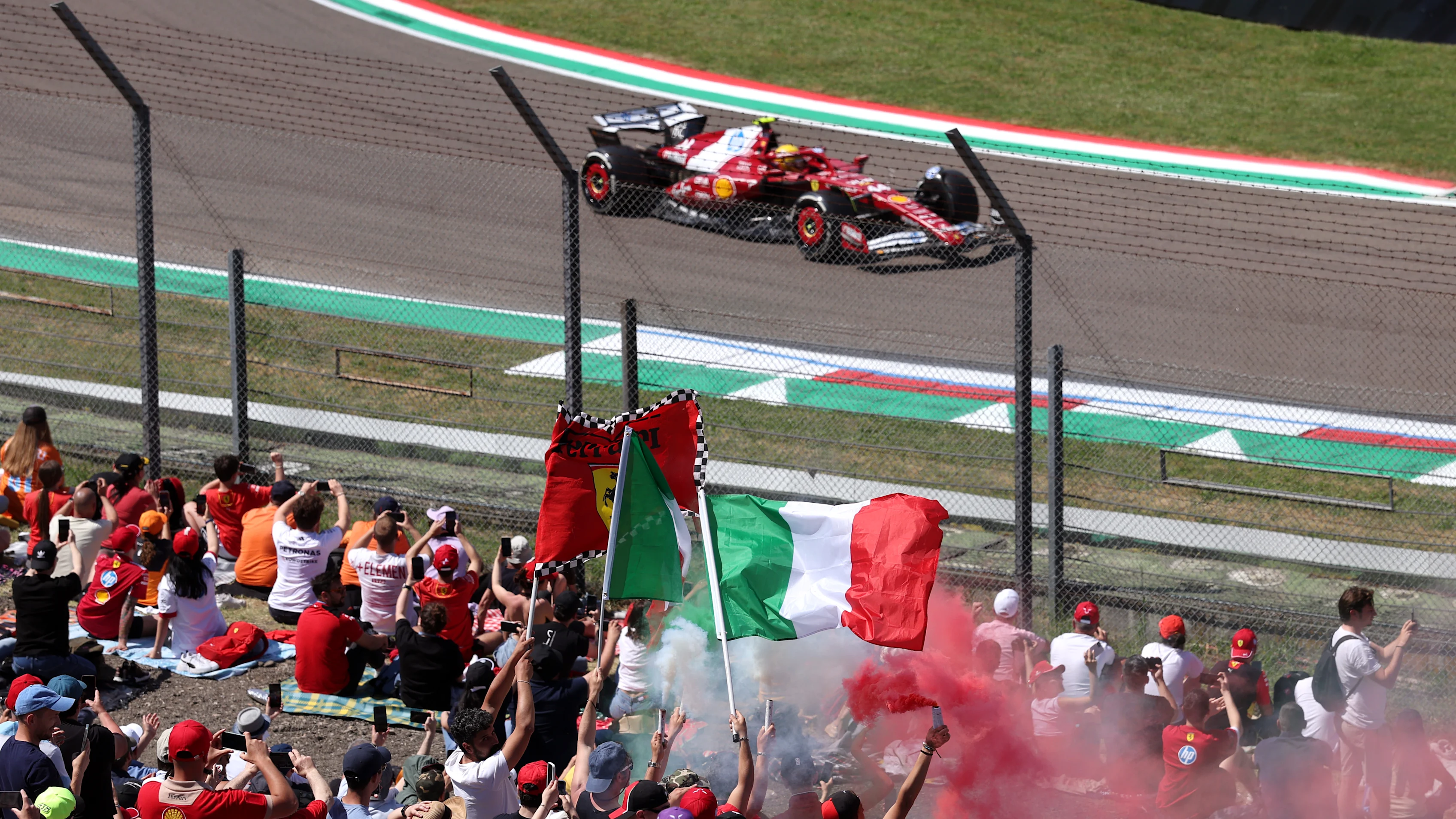 IMOLA, ITALY - MAY 18: Lewis Hamilton of Great Britain driving the (44) Scuderia Ferrari SF-25 on