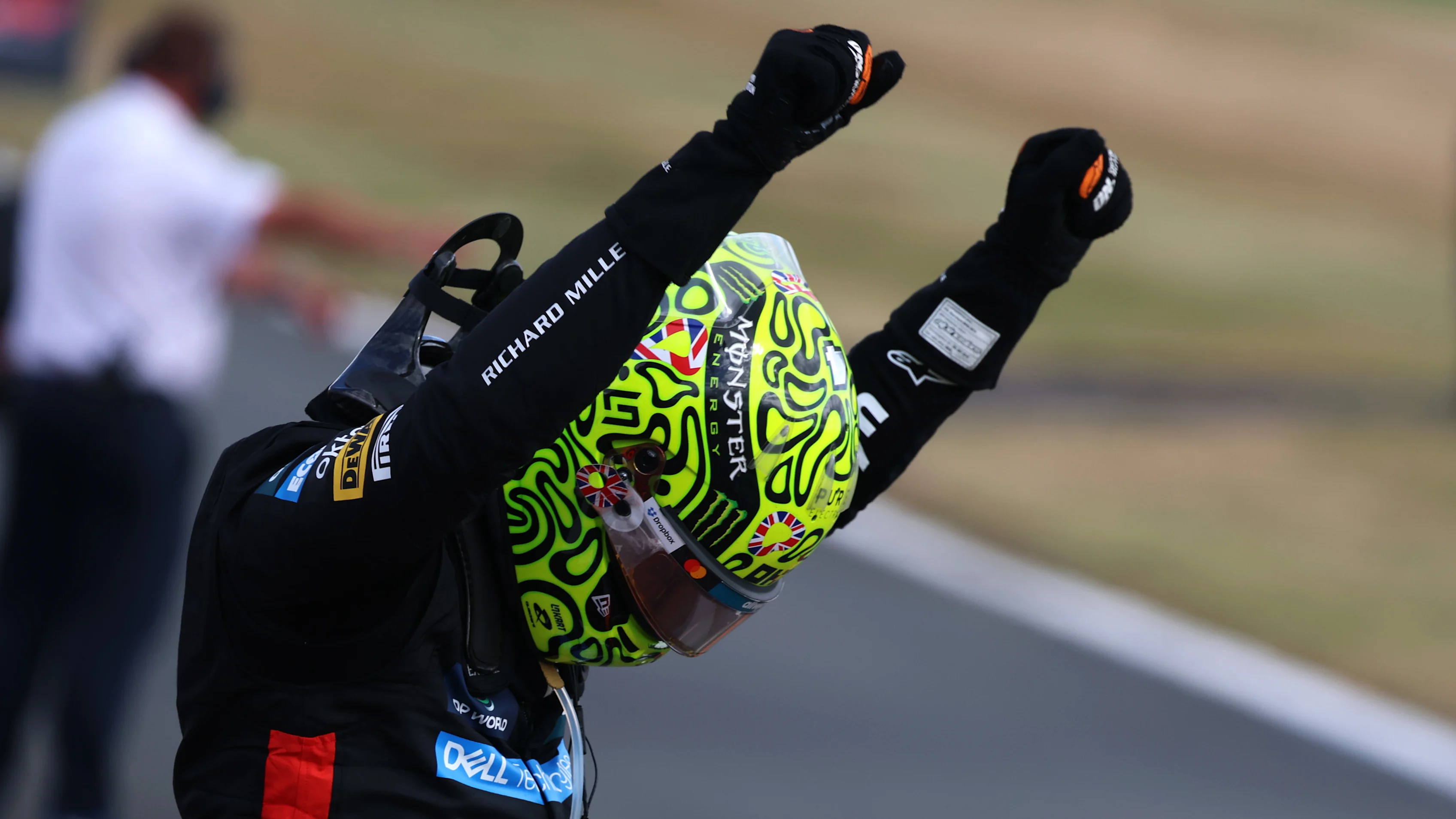 NORTHAMPTON, ENGLAND - JULY 06: Race winner Lando Norris of Great Britain and McLaren celebrates in parc ferme during the F1 Grand Prix of Great Britain at Silverstone Circuit on July 06, 2025 in Northampton, England. (Photo by Mark Thompson/Getty Images)