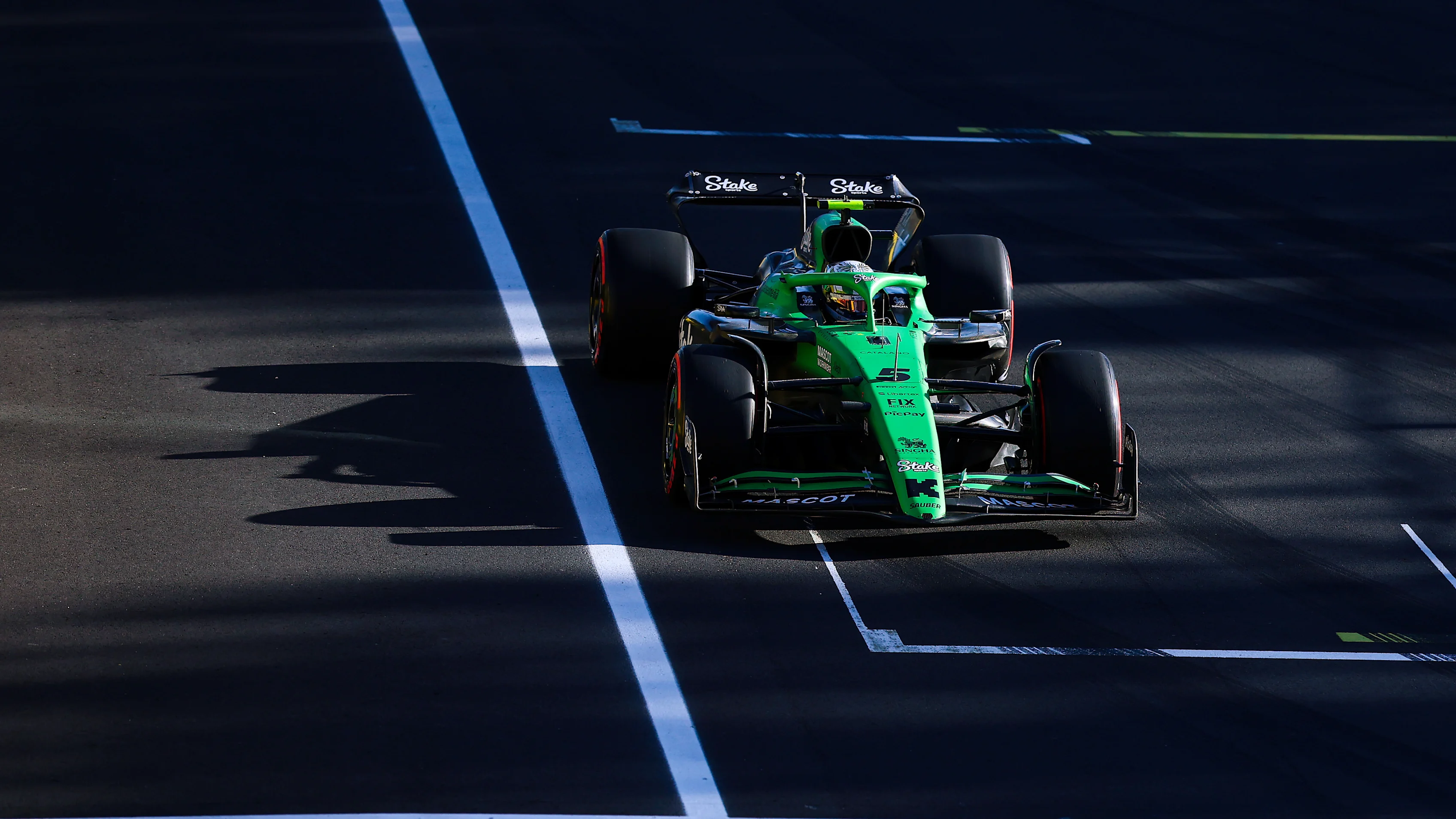 MONZA, ITALY - SEPTEMBER 05: Gabriel Bortoleto of Brazil driving the (5) Kick Sauber C45 Ferrari on