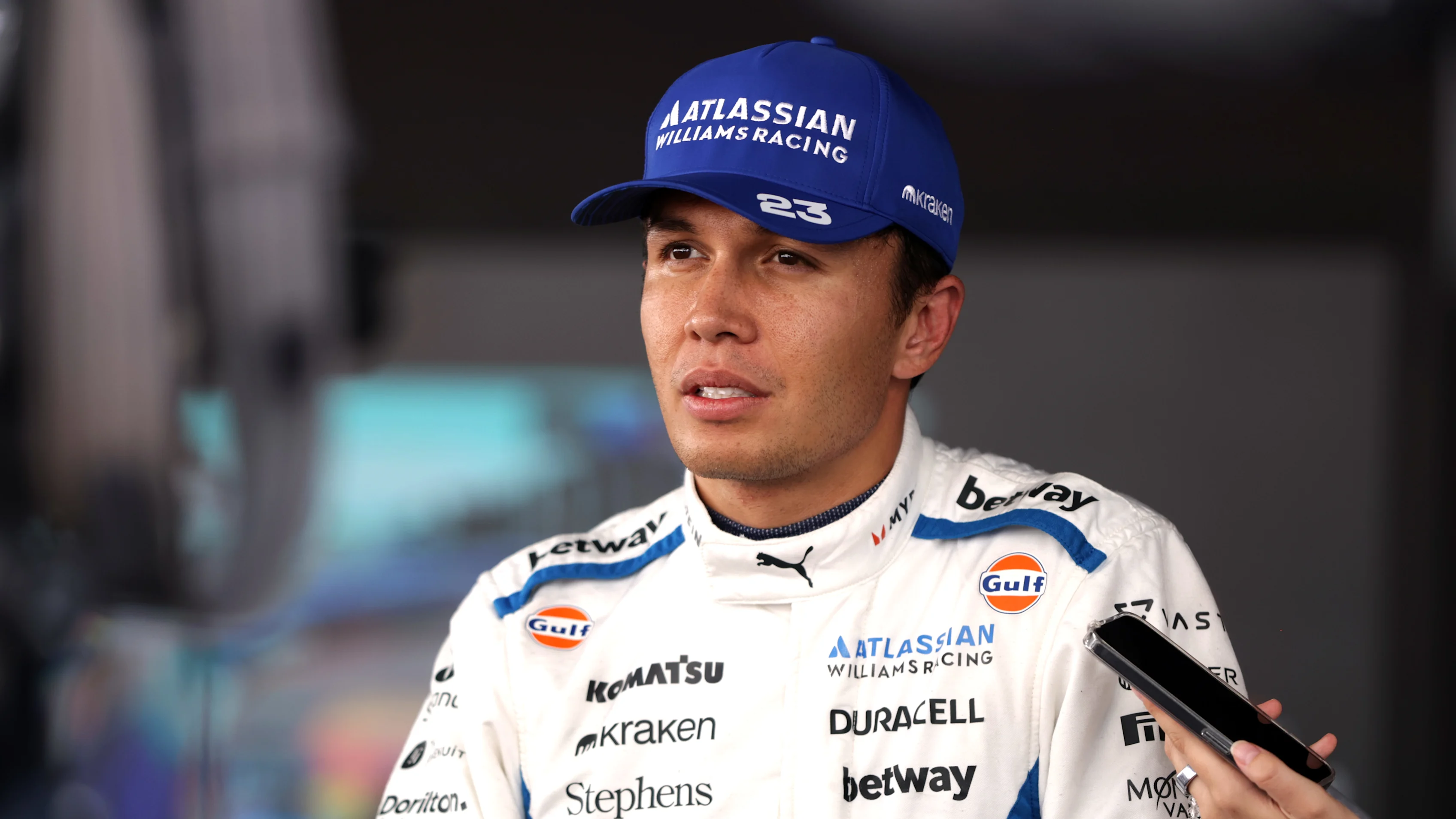 MEXICO CITY, MEXICO - OCTOBER 25: Seventeenth placed qualifier Alexander Albon of Thailand and