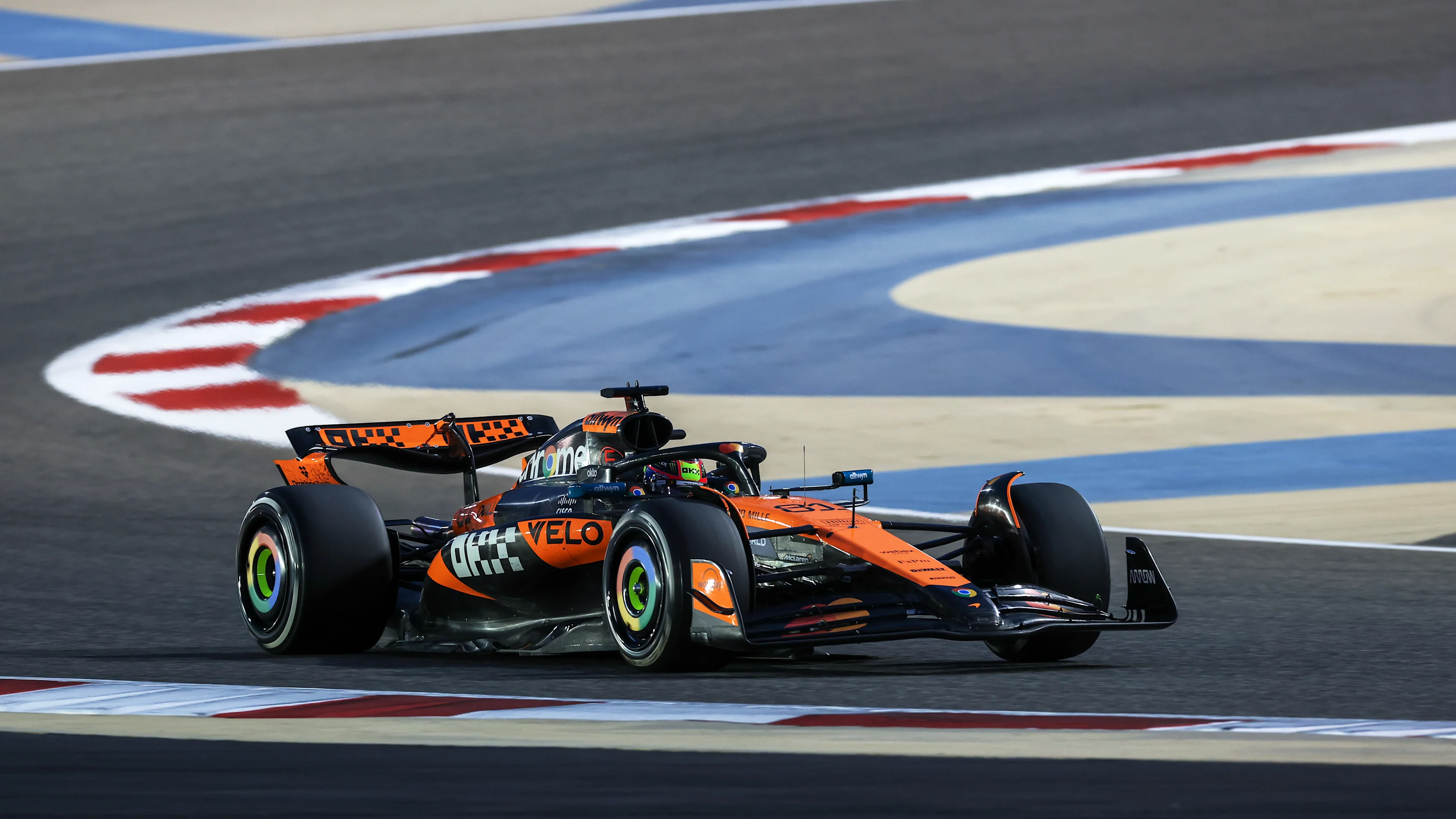 BAHRAIN, BAHRAIN - FEBRUARY 28: Oscar Piastri of Australia driving the (81) McLaren MCL39 Mercedes