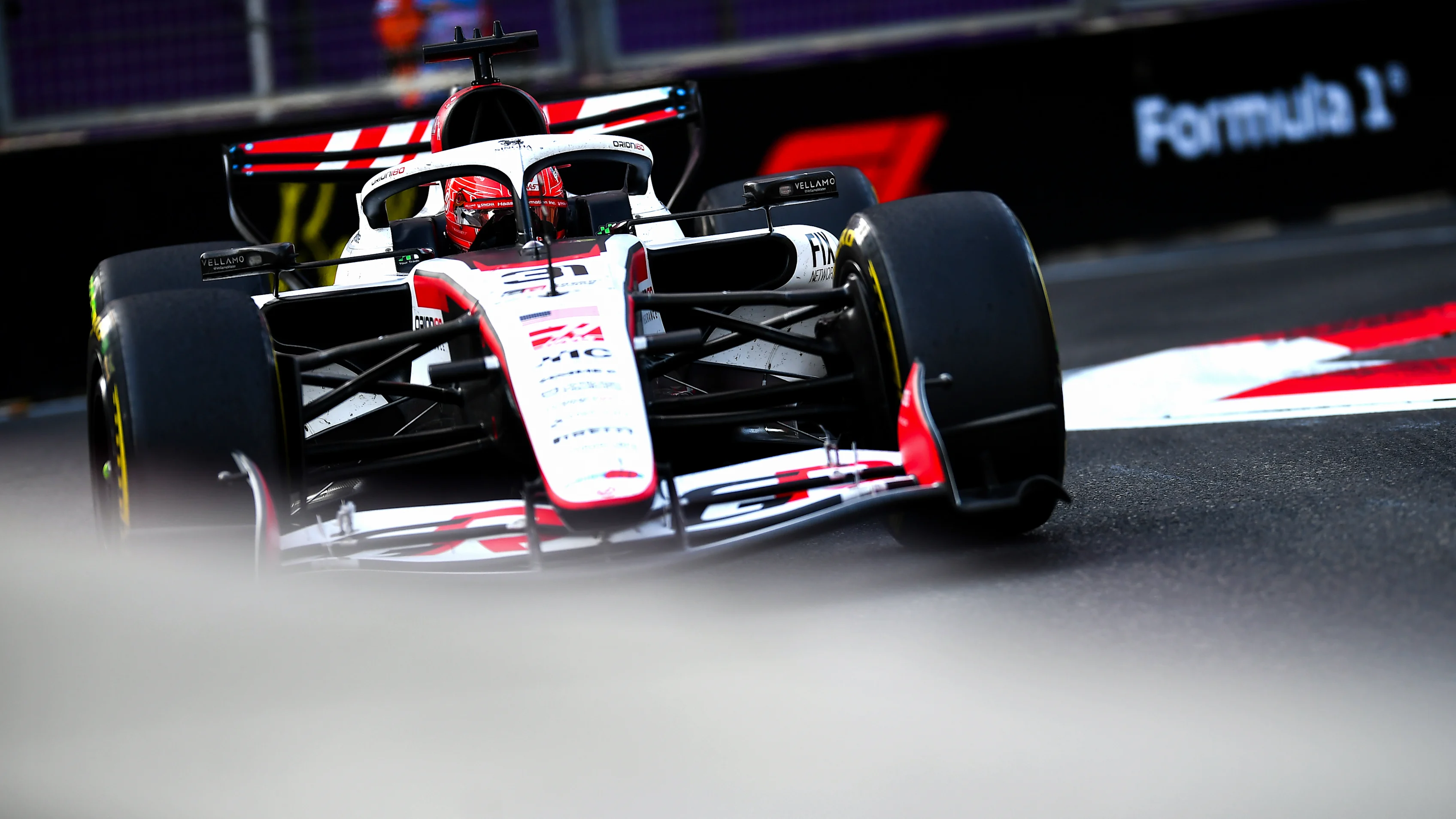BAKU, AZERBAIJAN - SEPTEMBER 26: Esteban Ocon of France driving the (31) Haas F1 VF-26 Ferrari on