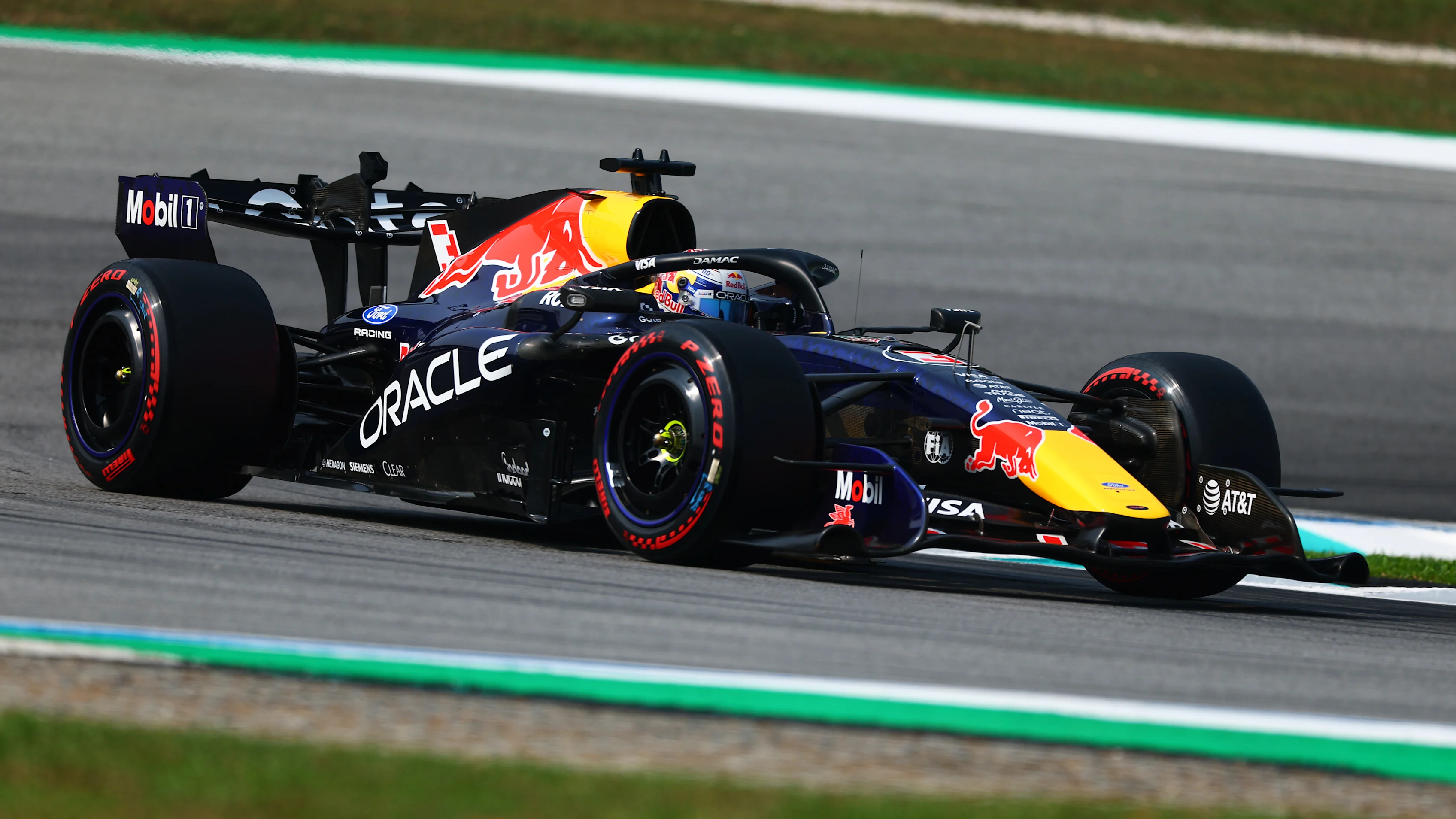 KUALA LUMPUR, MALAYSIA - OCTOBER 03: Max Verstappen of the Netherlands driving the (3) Oracle Red