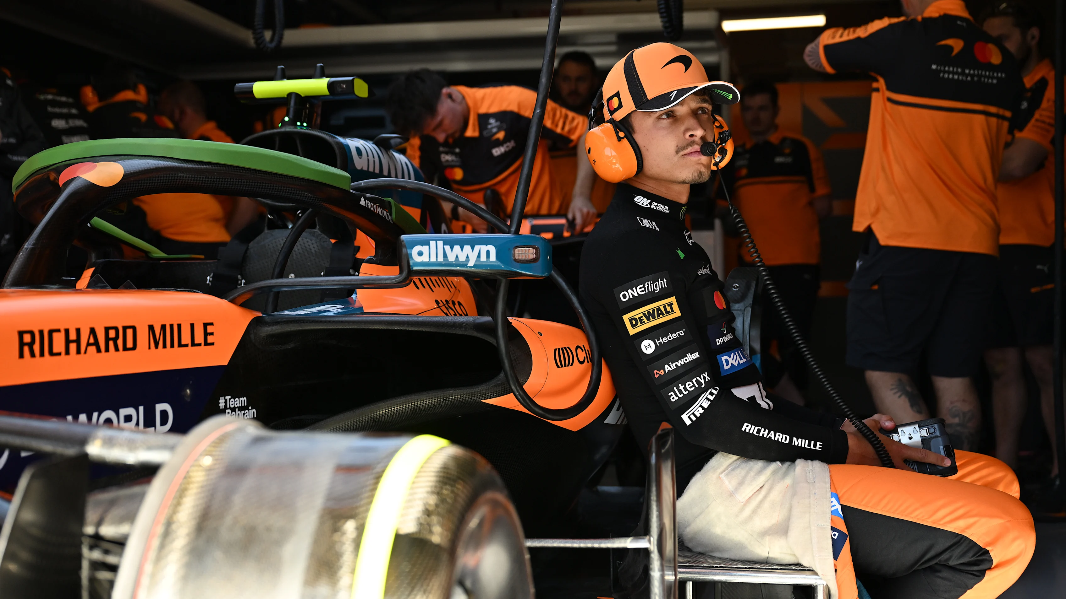 MONTREAL, QUEBEC - MAY 22: Lando Norris of Great Britain and McLaren looks on in the garage during Sprint Qualifying ahead of the F1 Grand Prix of Canada at Circuit Gilles-Villeneuve on May 22, 2026 in Montreal, Quebec. (Photo by Mark Sutton - Formula 1/Formula 1 via Getty Images)