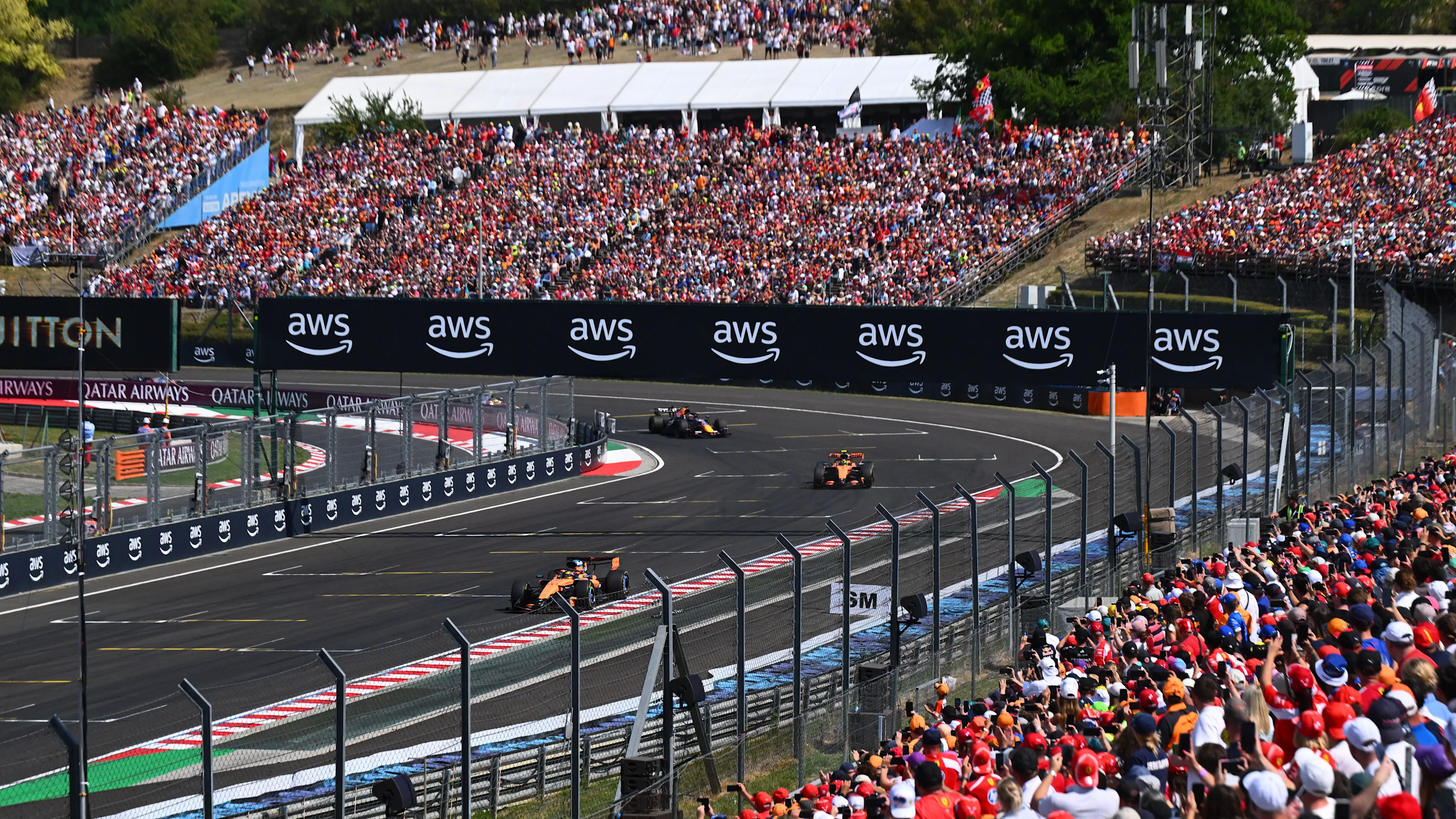 BUDAPEST, HUNGARY - JULY 26: Oscar Piastri of Australia driving the (81) McLaren MCL40 Mercedes