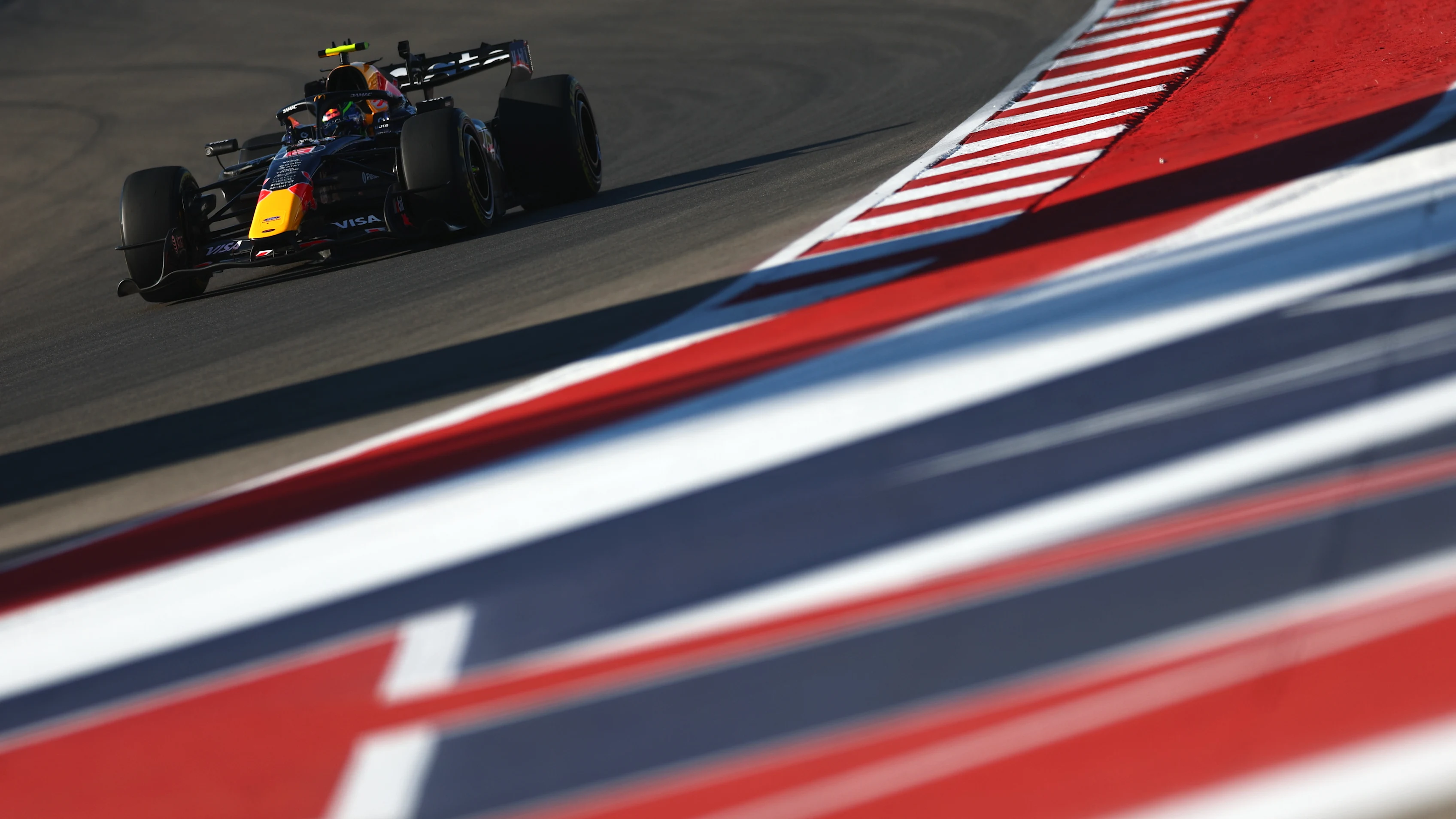 AUSTIN, TEXAS - OCTOBER 23: Isack Hadjar of France driving the (6) Oracle Red Bull Racing RB22 Red